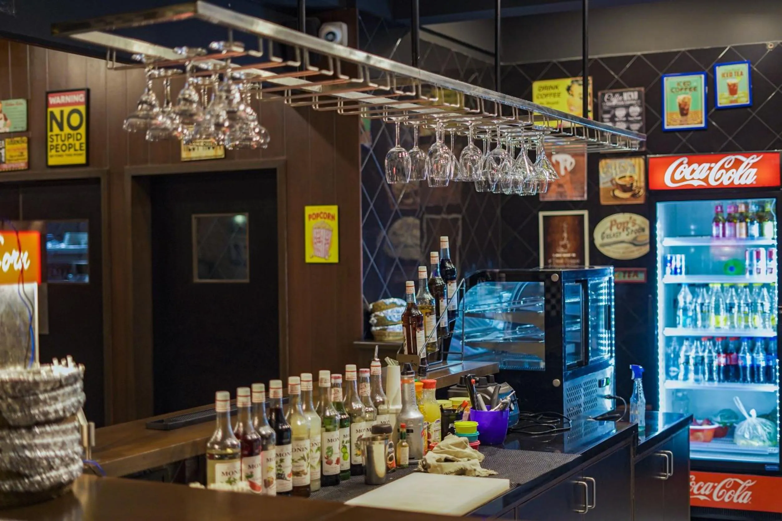 Lounge or bar in HOTEL CYPRESS