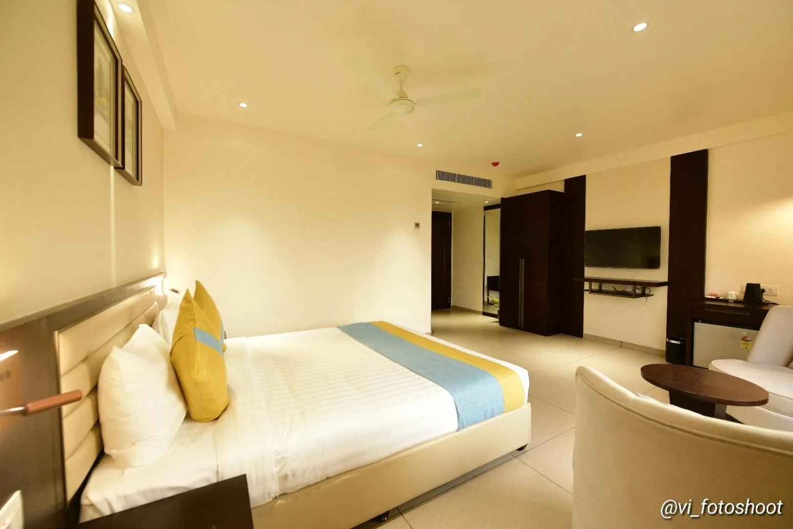 Bed in HOTEL CYPRESS