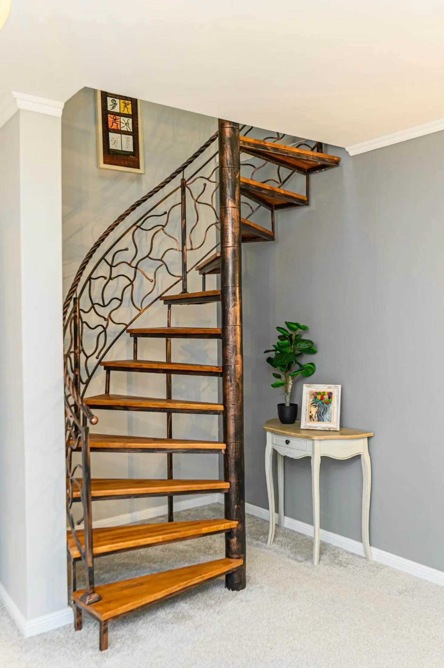 Photo of the whole room in Dallure Boutique, Central, Self Check In