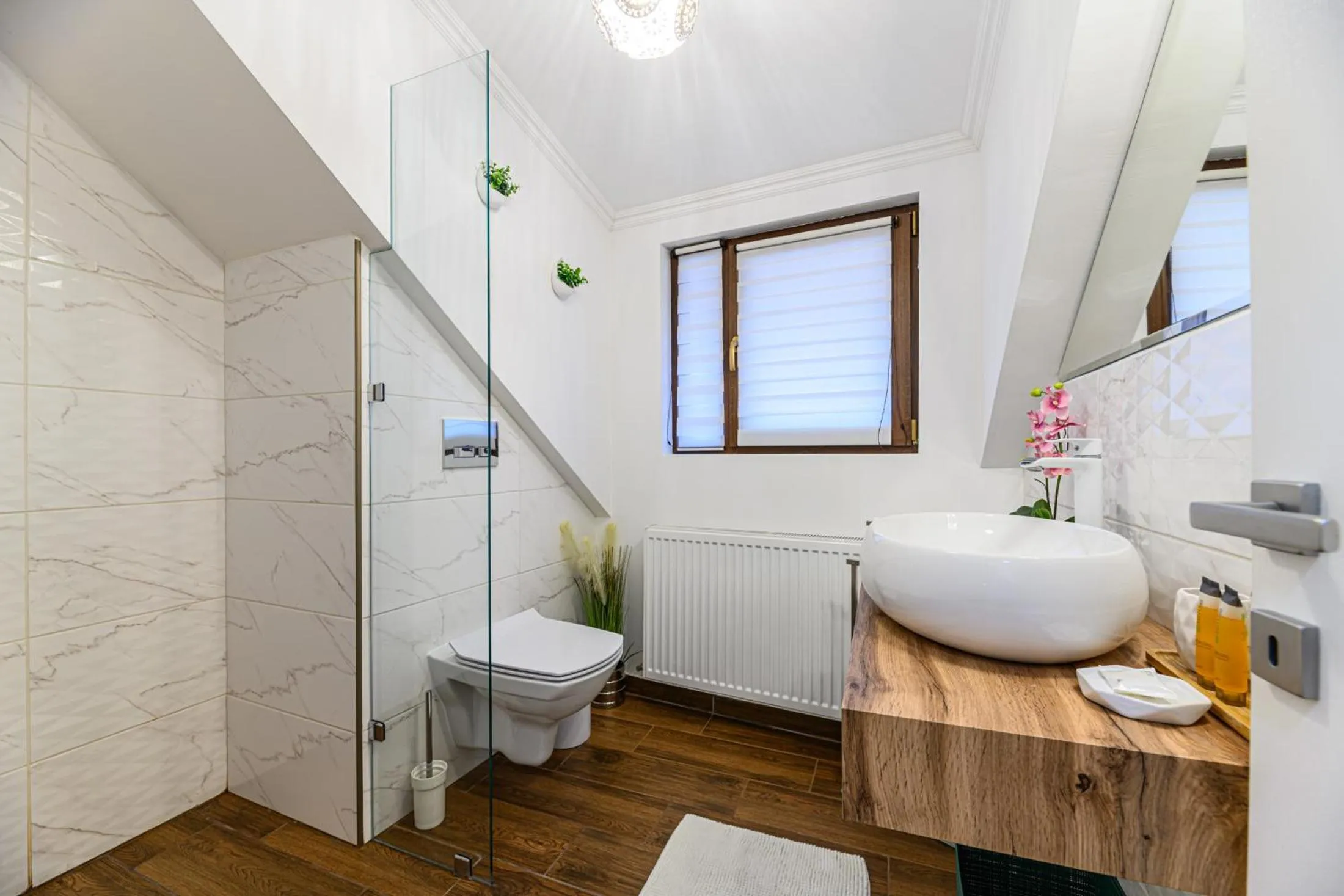 Shower in Dallure Boutique, Central, Self Check In