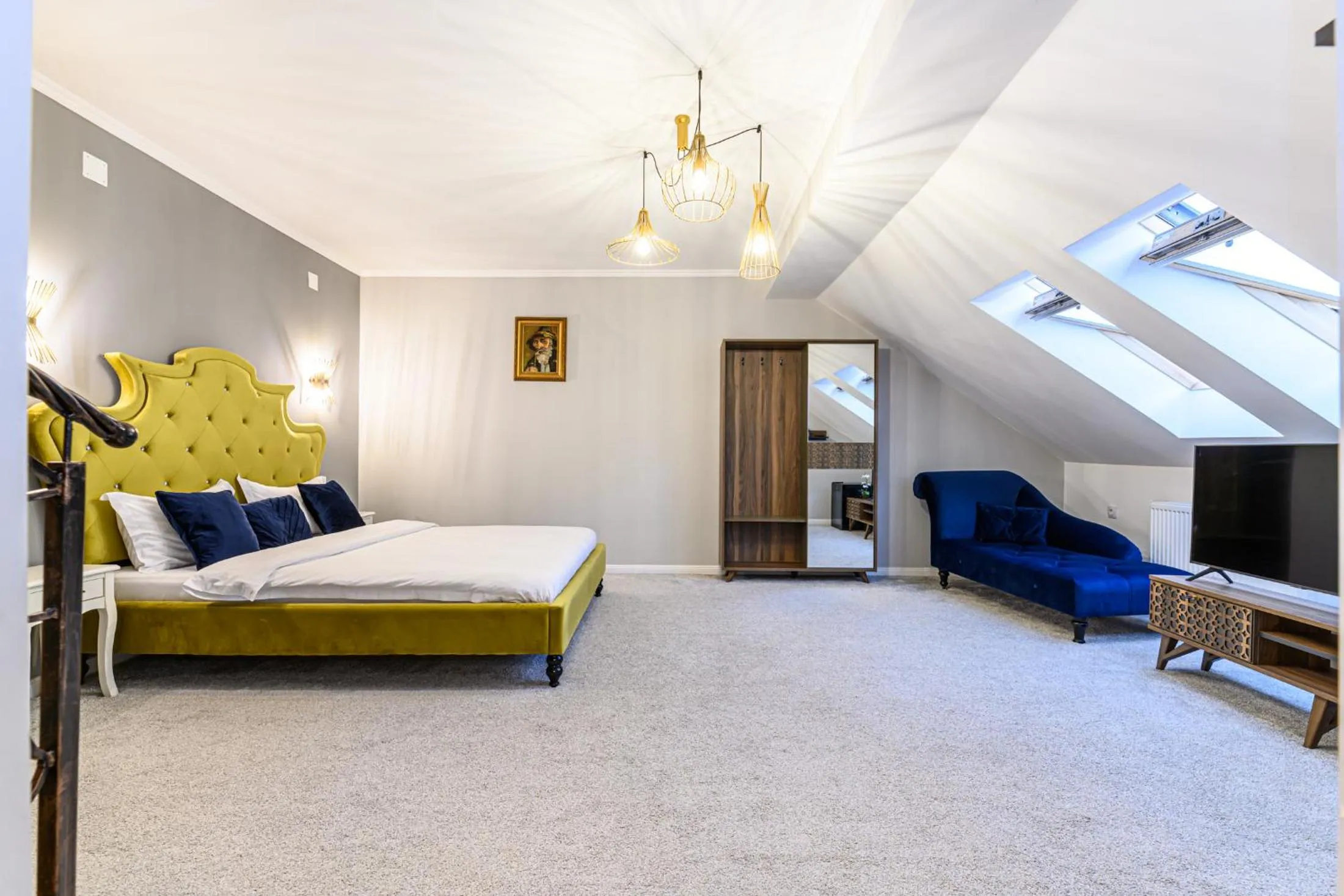 Photo of the whole room, Bed in Dallure Boutique, Central, Self Check In