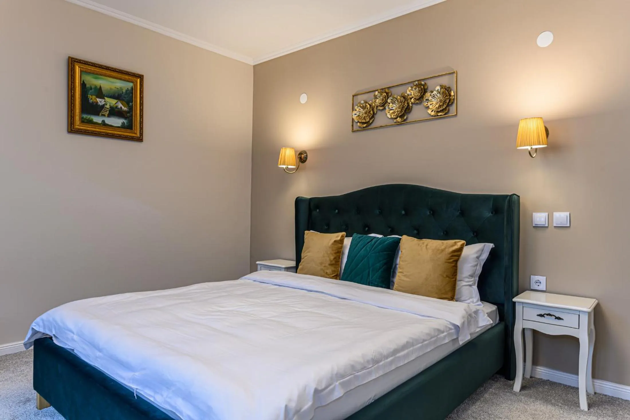 Bed in Dallure Boutique, Central, Self Check In