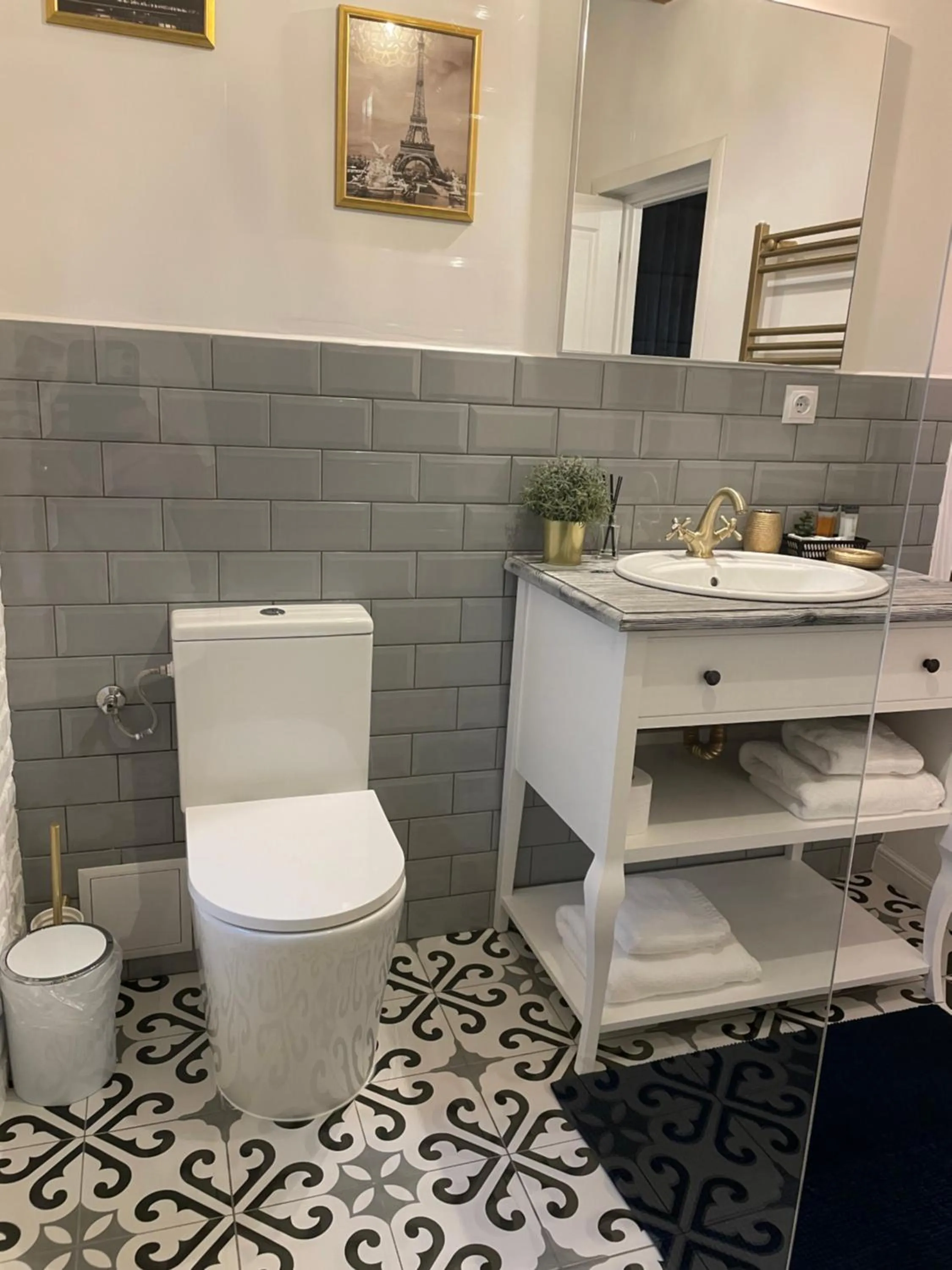 Bathroom in Dallure Boutique, Central, Self Check In