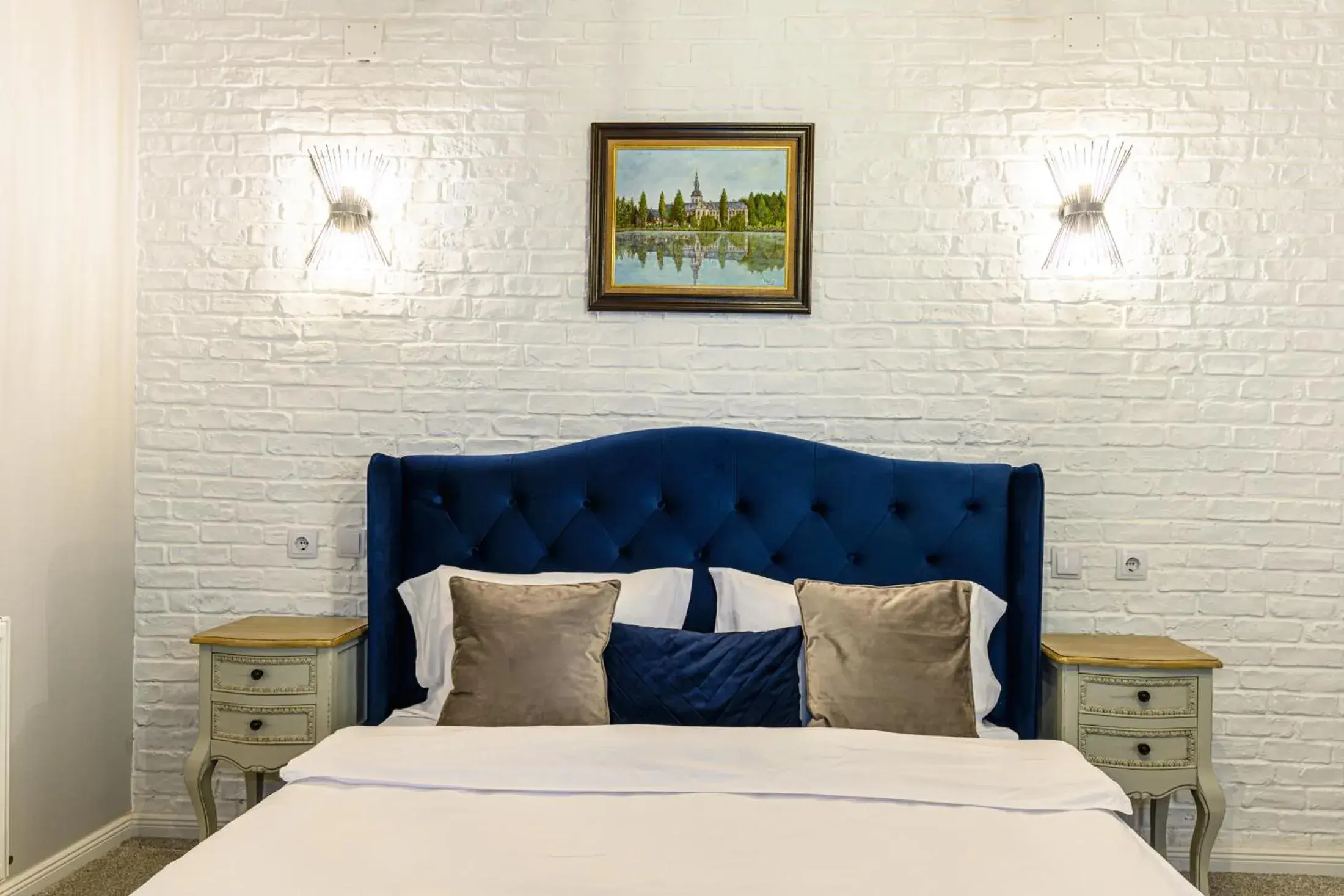 Dallure Boutique - Central, Self Check In Dallure Boutique - Central, Self Check In