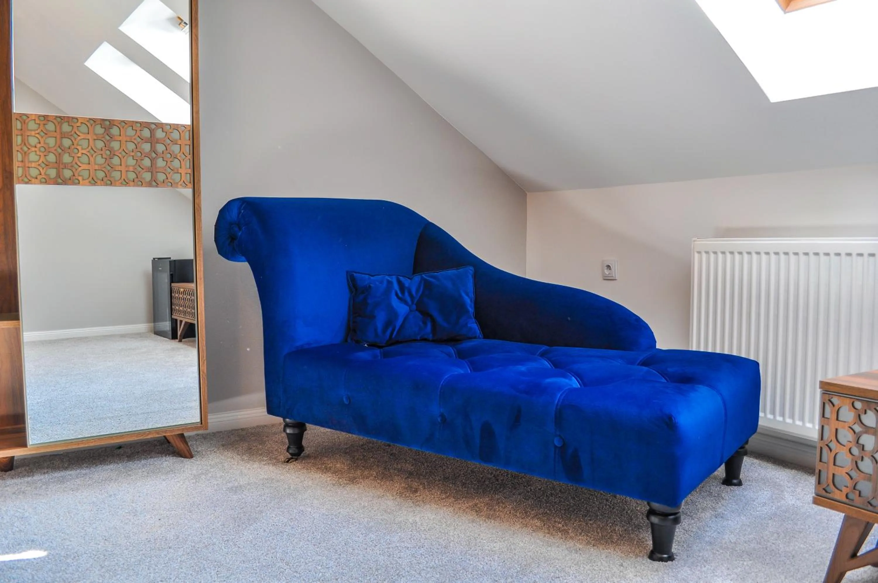 TV and multimedia in Dallure Boutique, Central, Self Check In