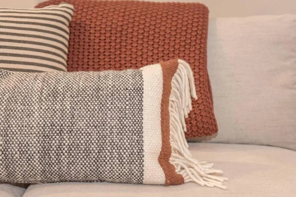 Bed in Stylish & Spacious Home Near ATL