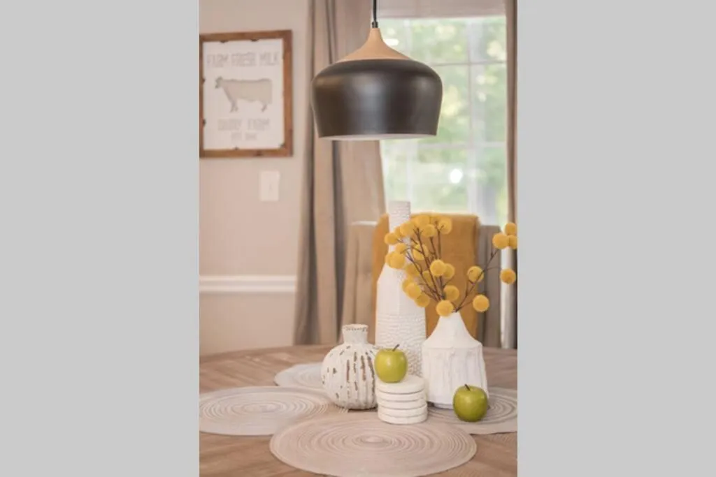 Stylish & Spacious Home Near ATL