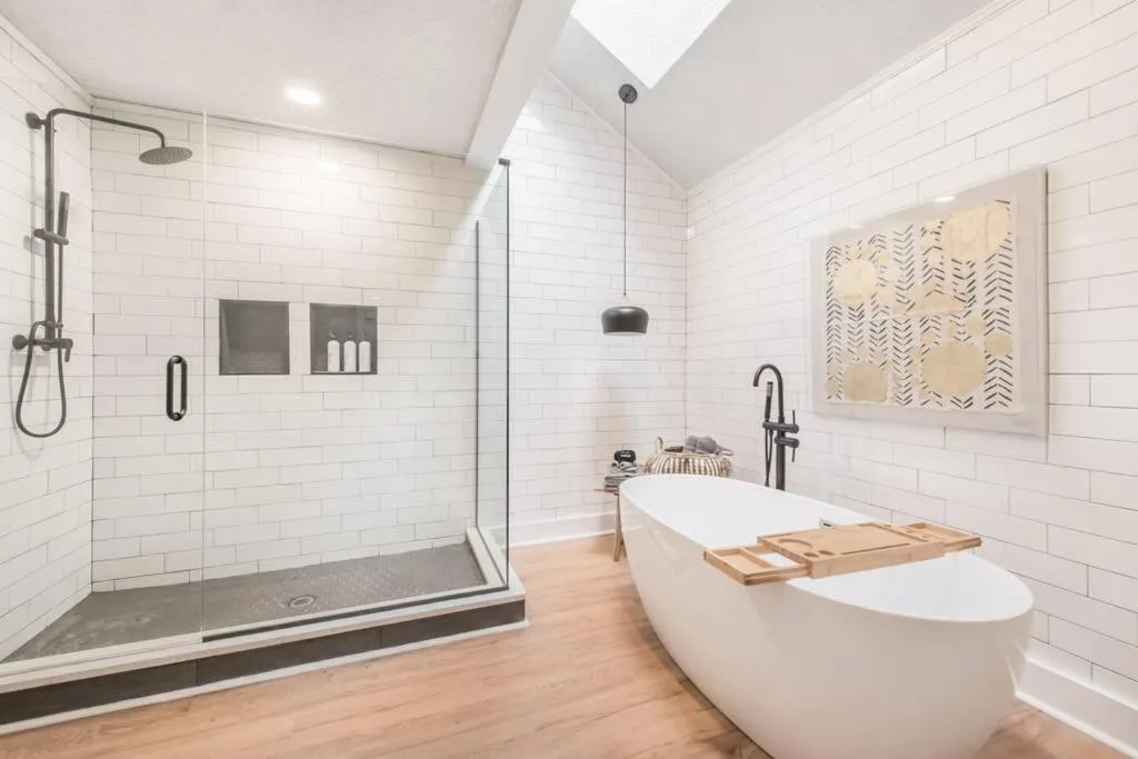 Stylish & Spacious Home Near ATL