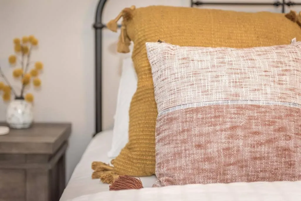 Bed in Stylish & Spacious Home Near ATL