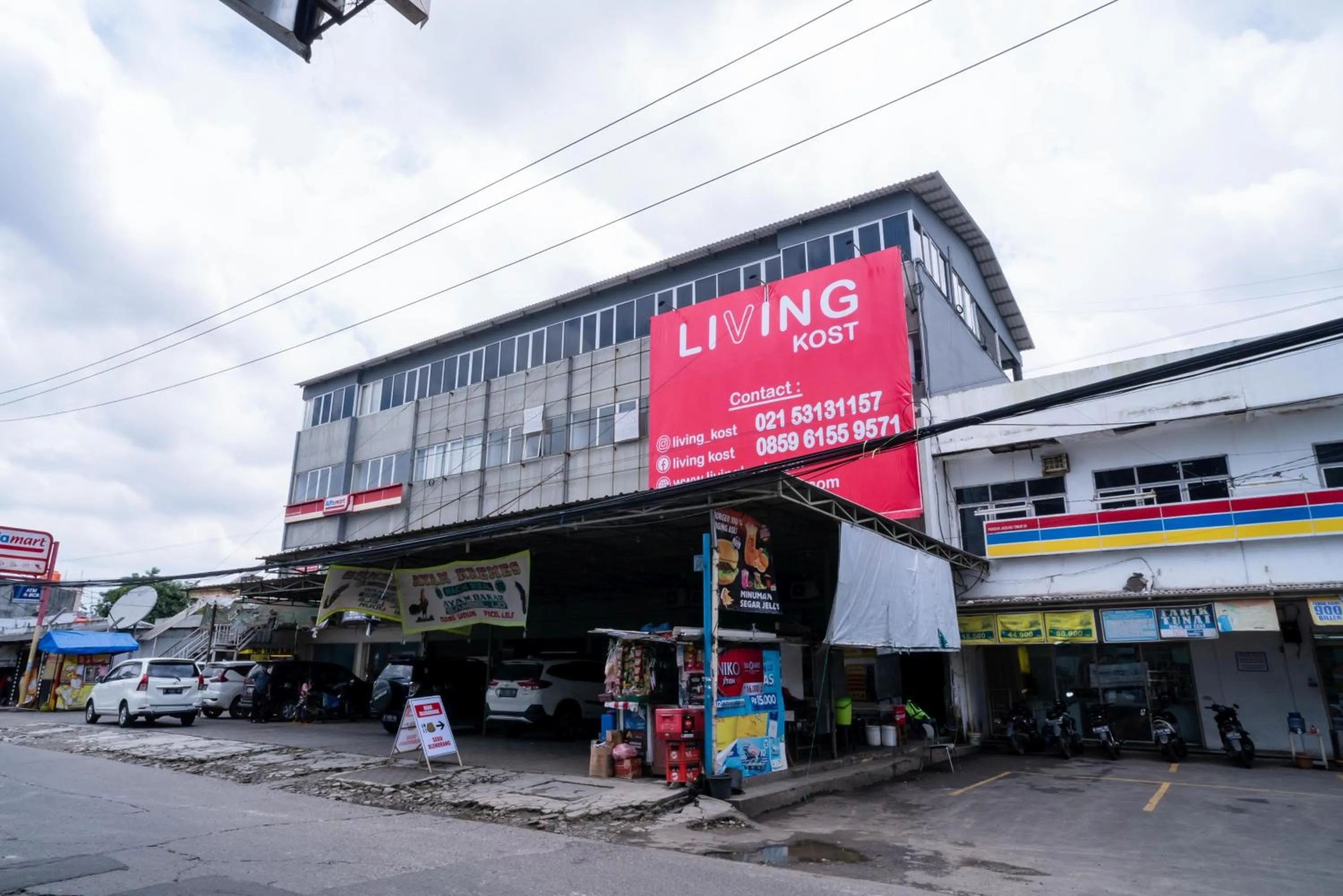 Property building in Living Kost Syariah At Alam Sutera RedPartner