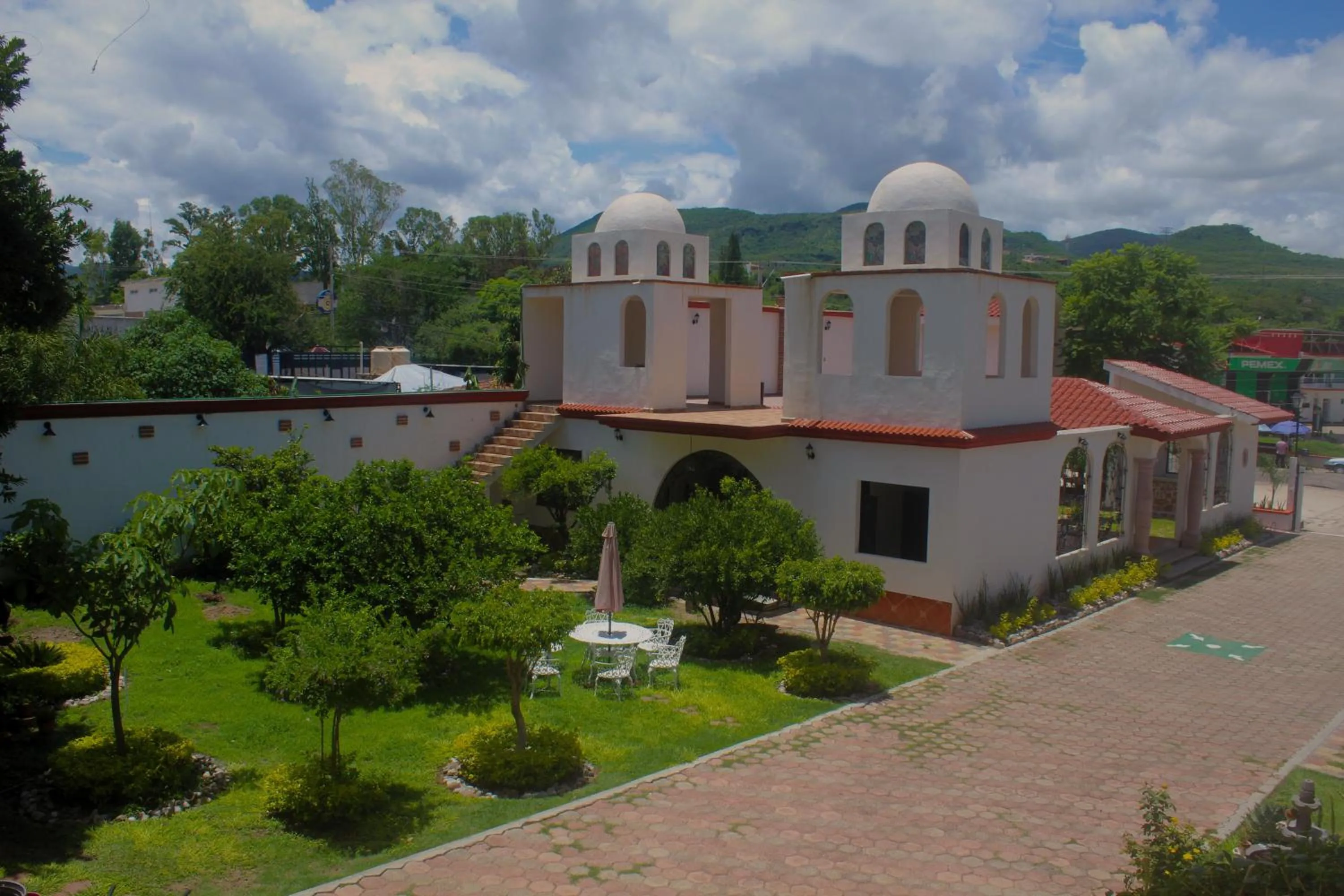 Garden in Hotel Muñoz de Luna