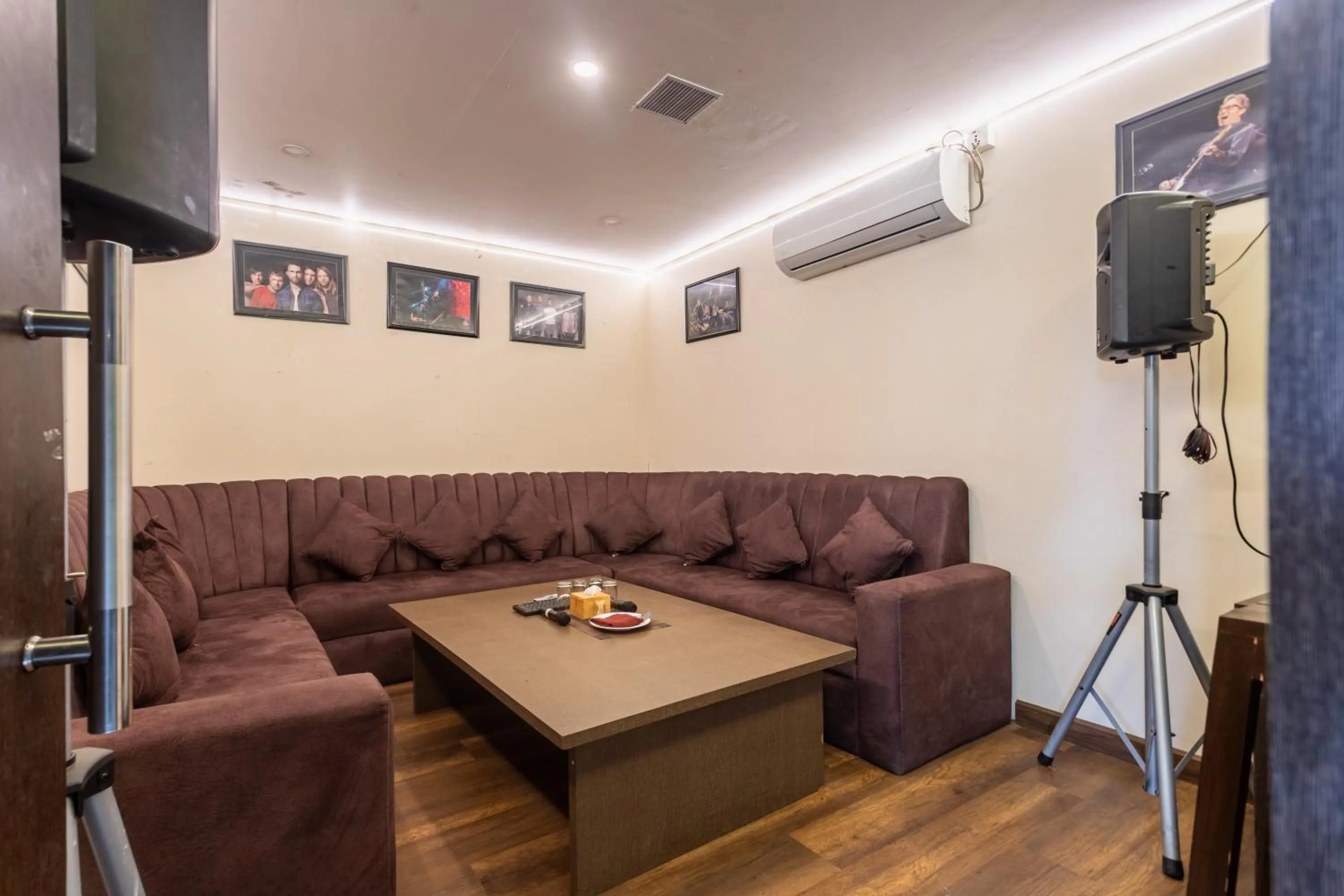 Karaoke in Hotel Da Flamingo