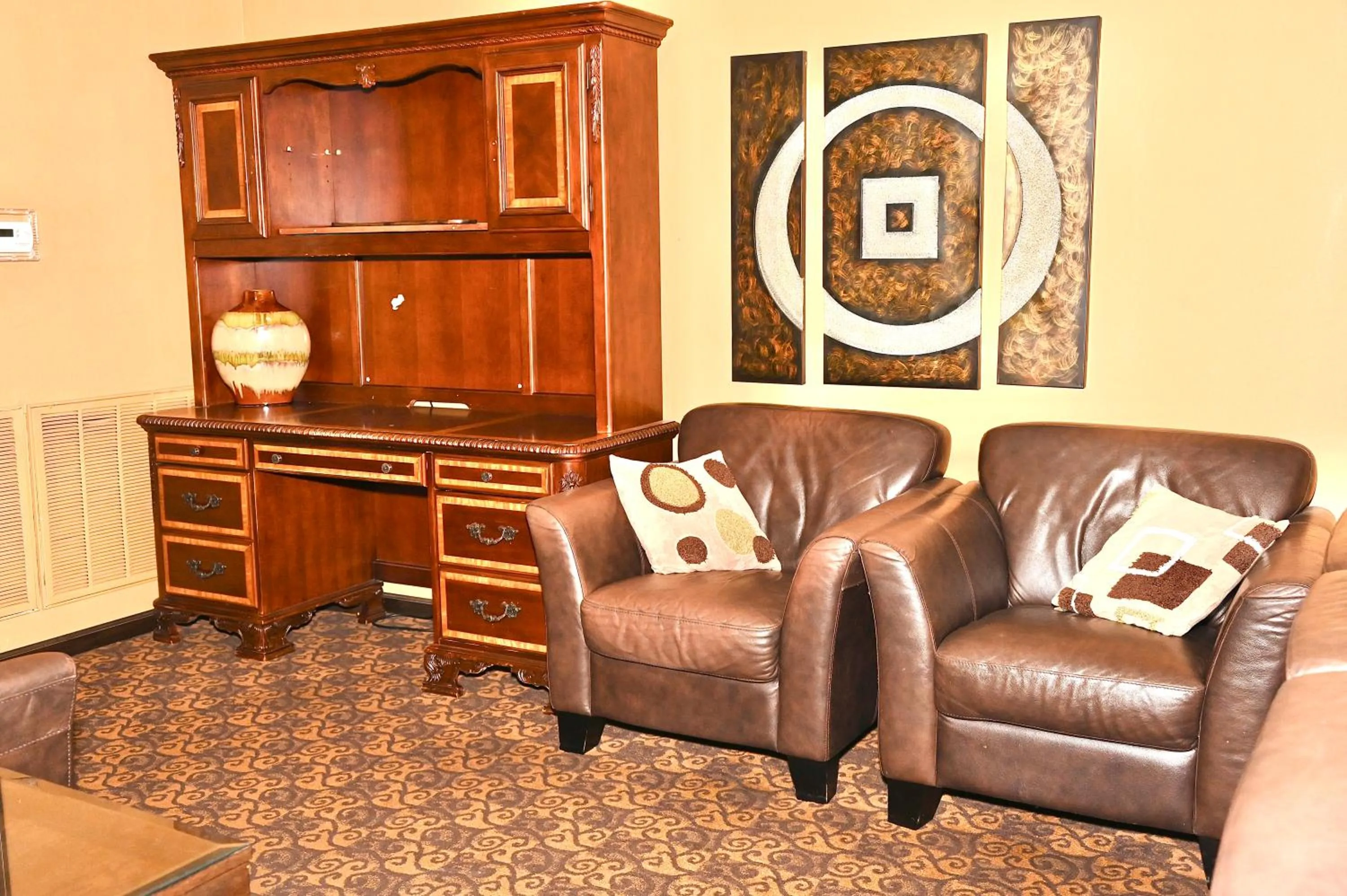 Fortune Inn & Suites