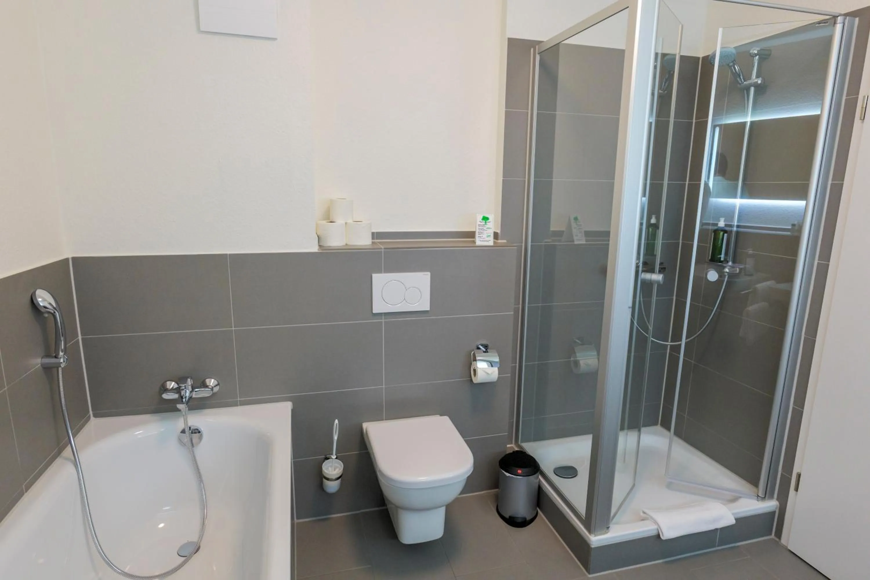 Shower in Hotel Hafen Büsum