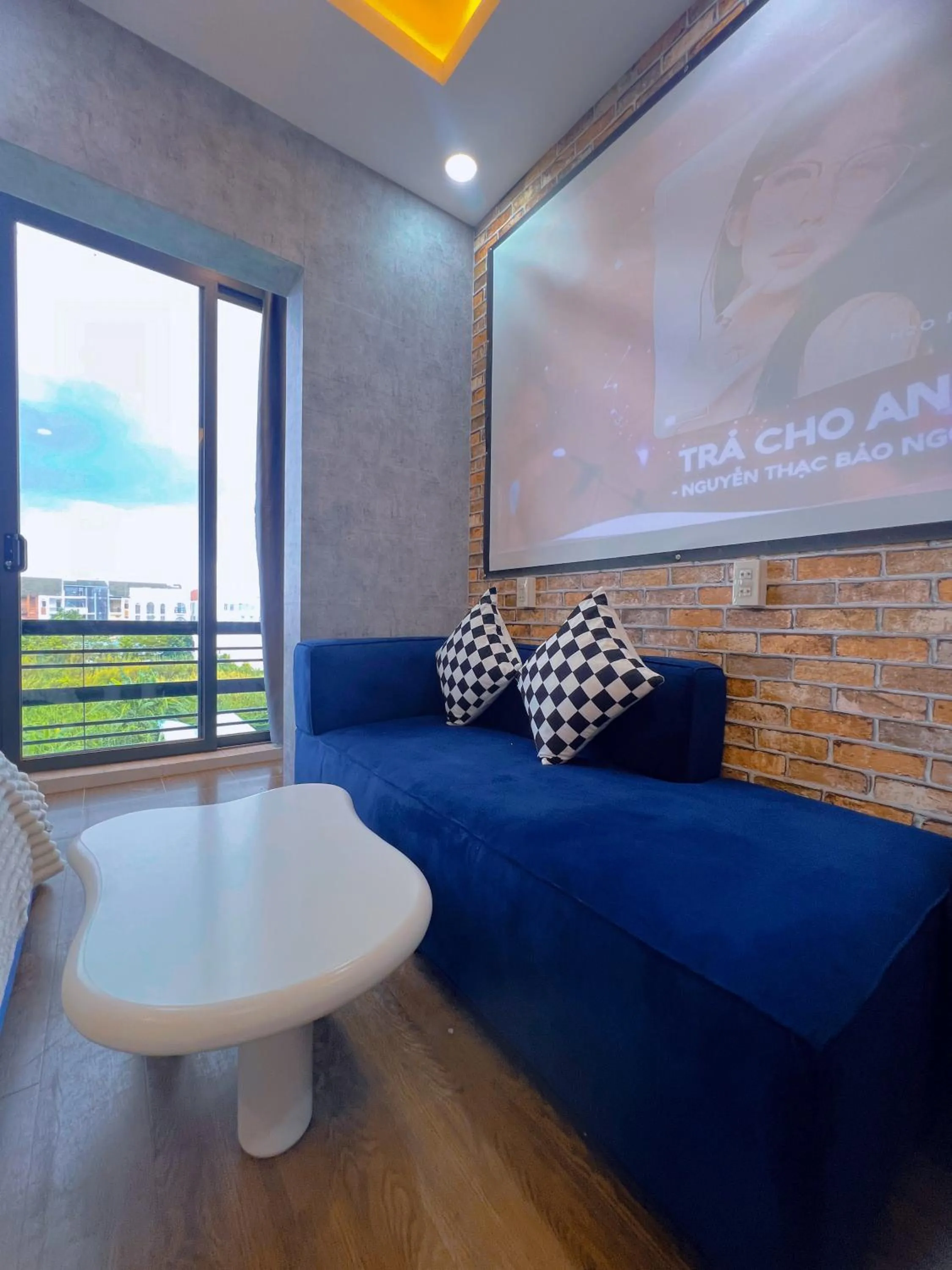 MIS HOSTEL Cần Thơ