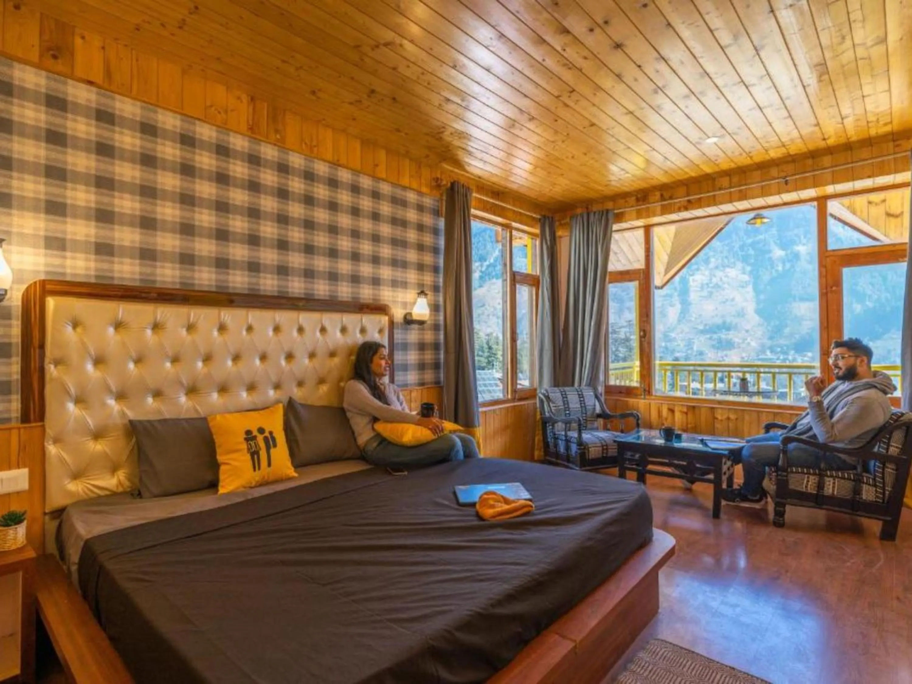 Bed in The Hosteller Manali, Old Manali