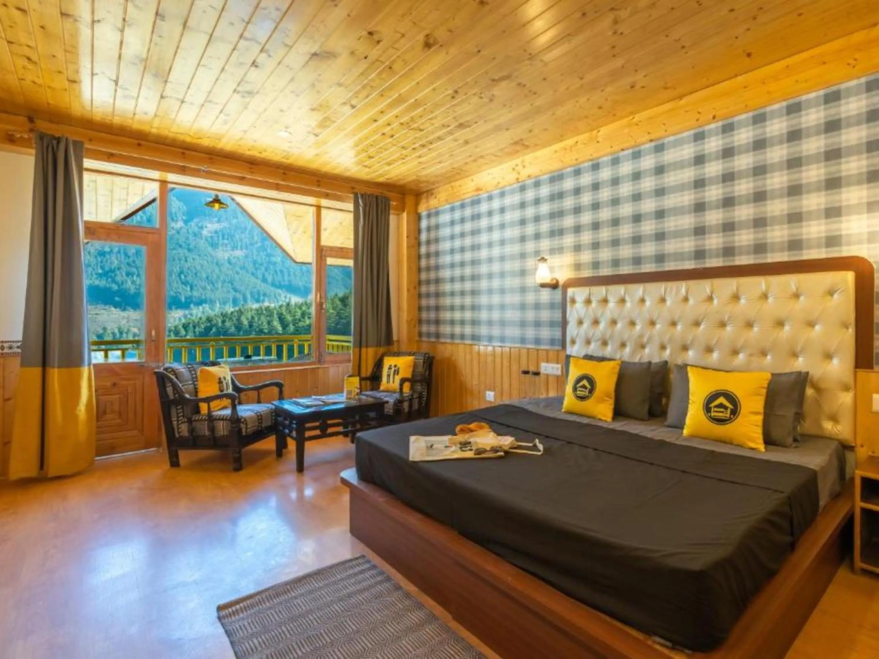 Bed in The Hosteller Manali, Old Manali