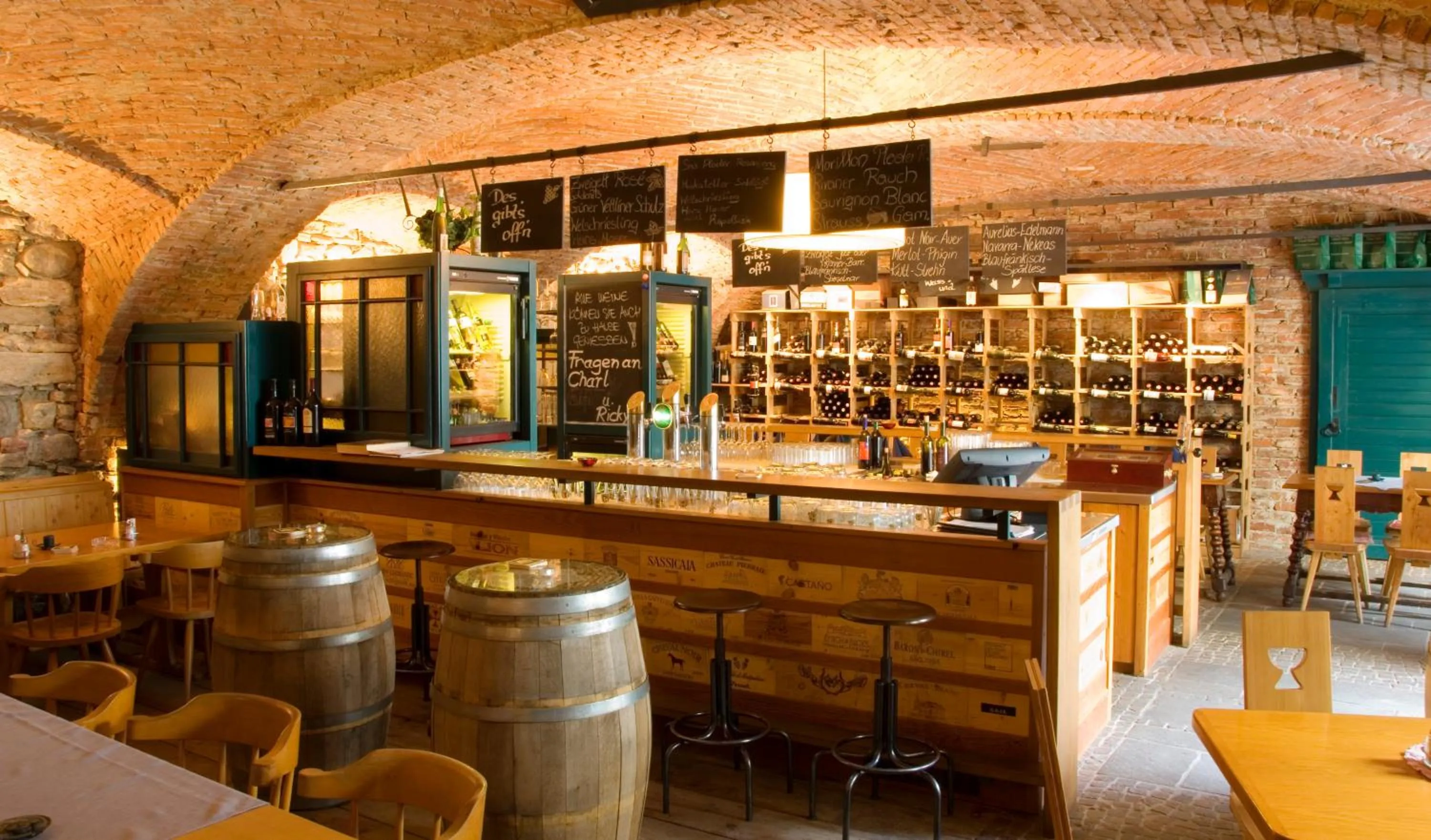 Restaurant/places to eat in Hotel Kongress