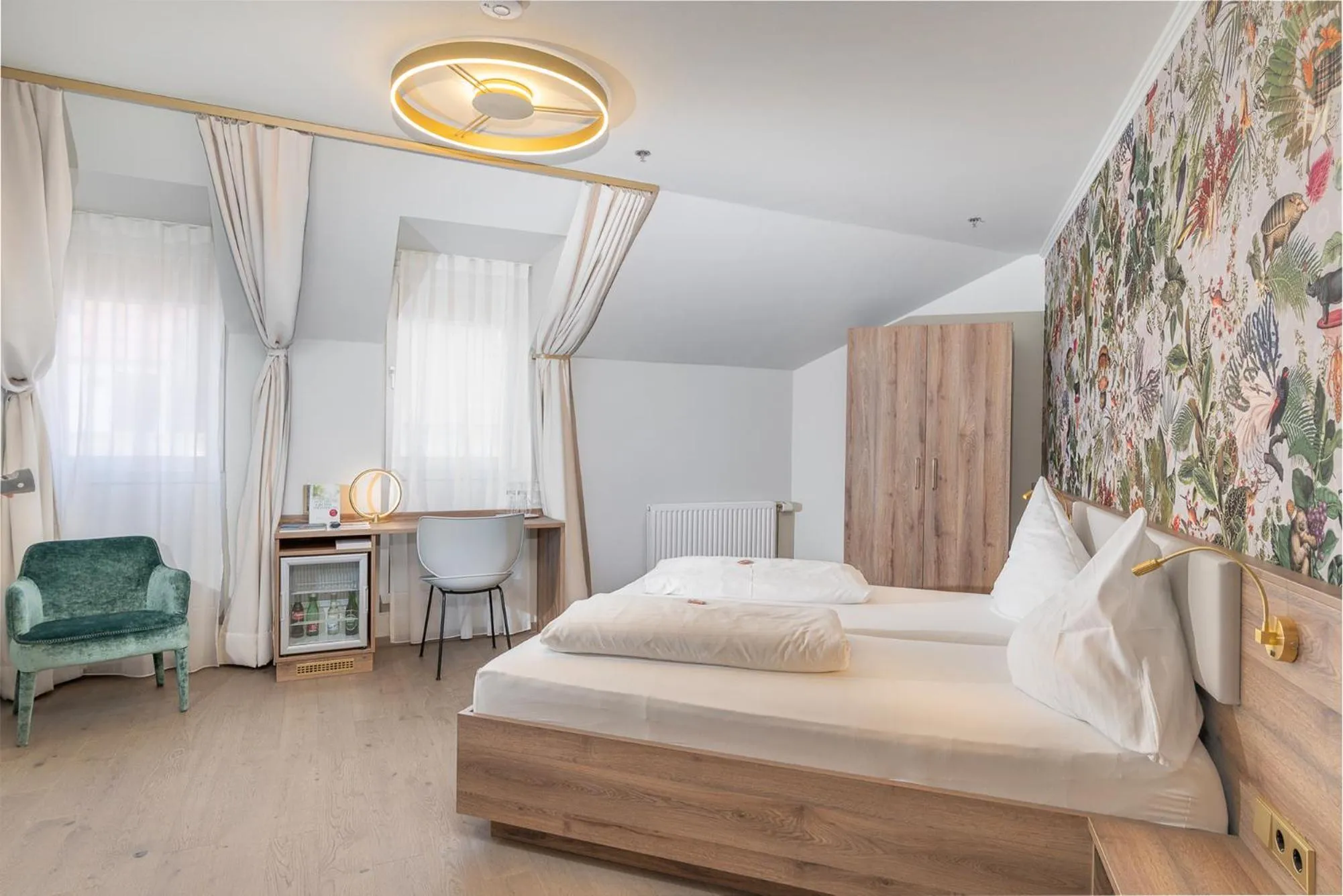 Photo of the whole room, Bed in Hotel Kongress