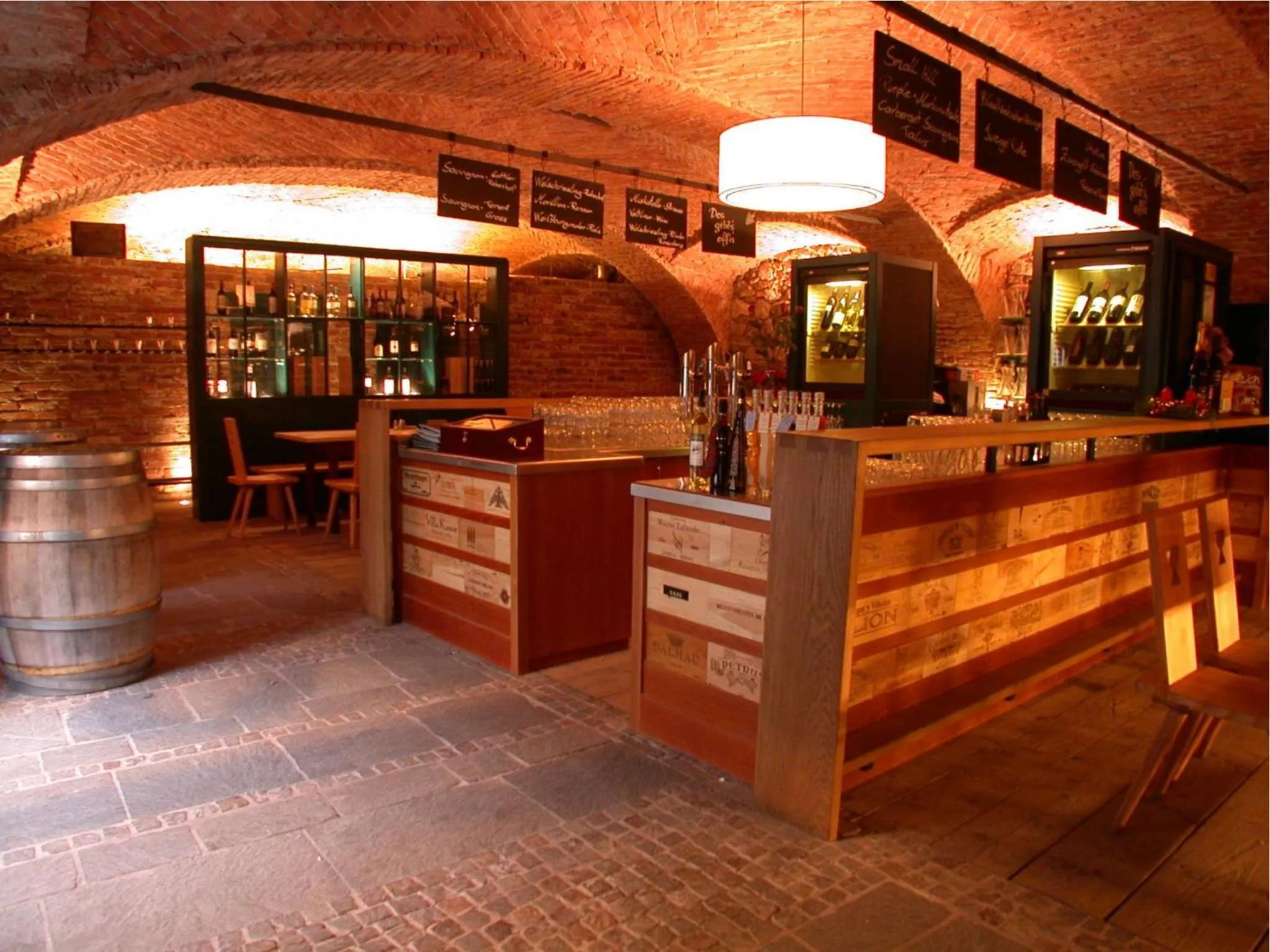 Restaurant/places to eat in Hotel Kongress