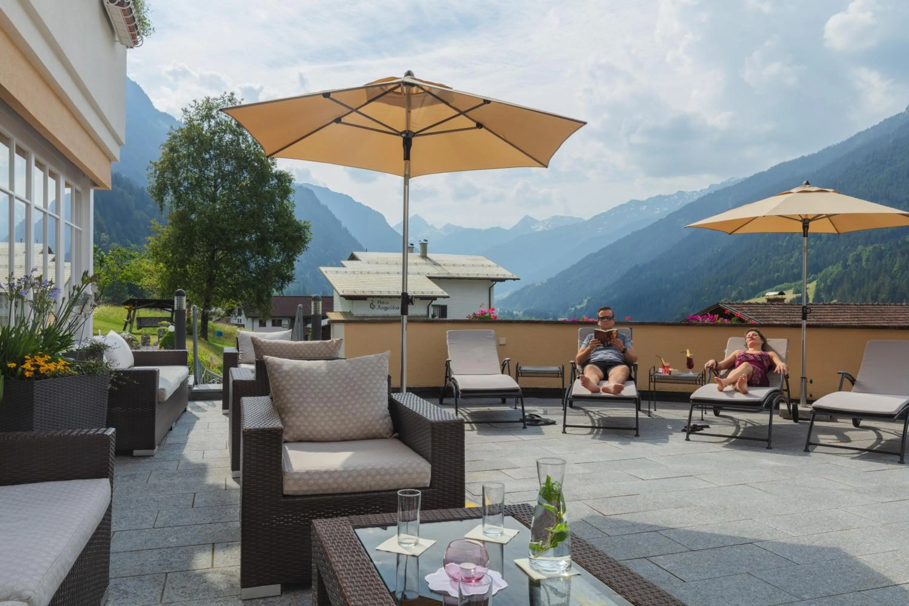 Balcony/Terrace in Berg-Spa & Hotel Zamangspitze