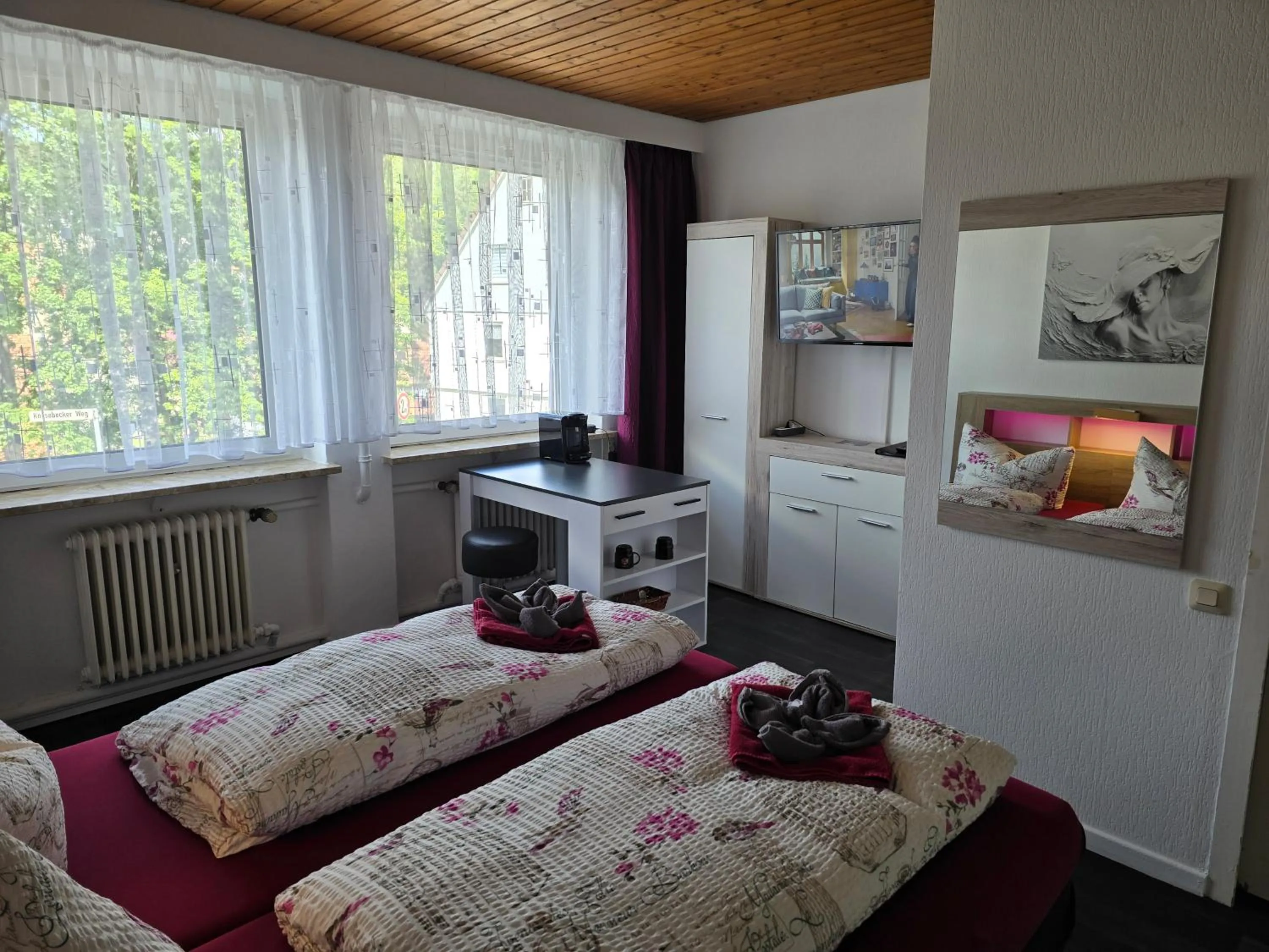 Bed in Pension Hamburg