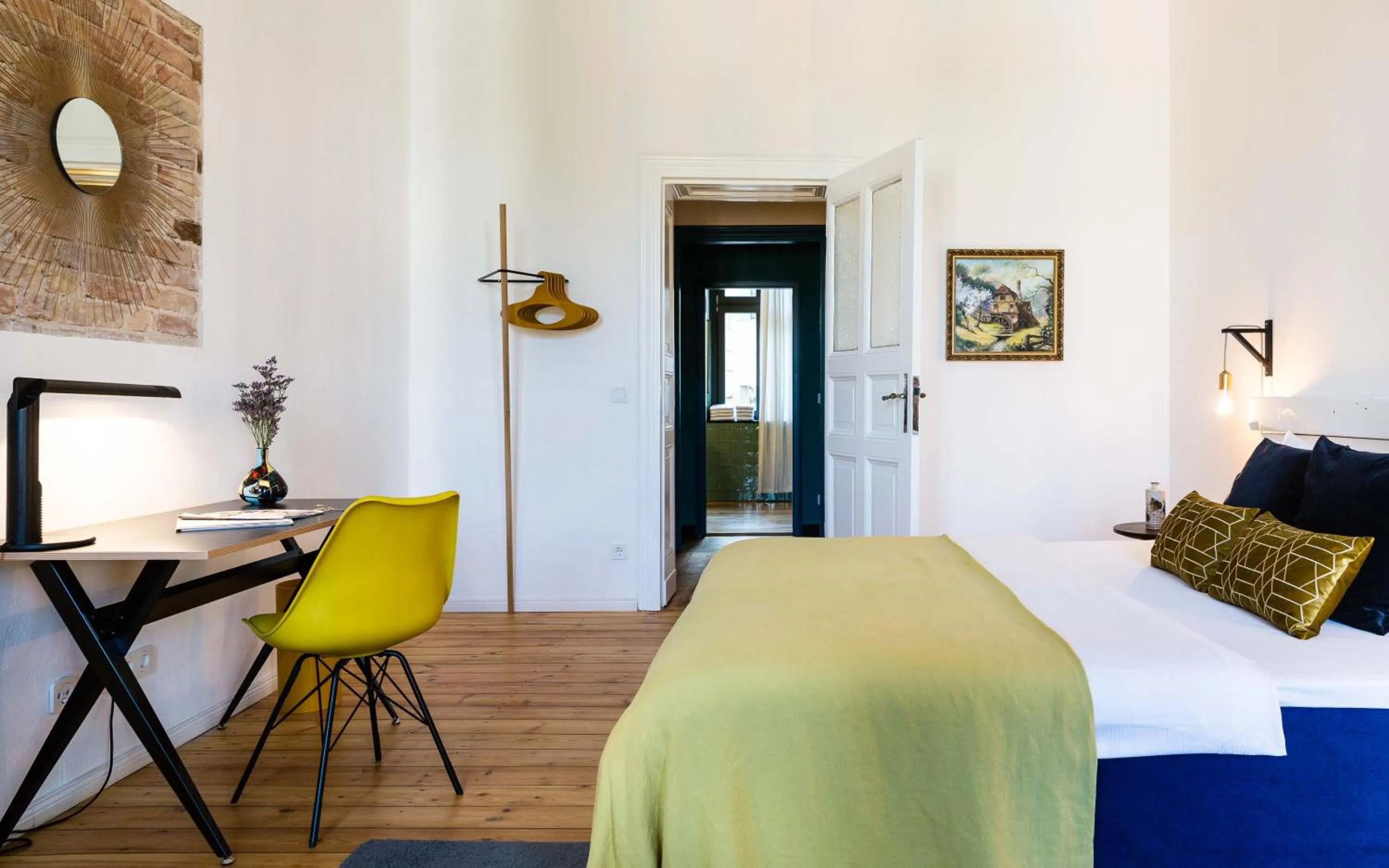 Bedroom, Bed in Brilliant Apartments