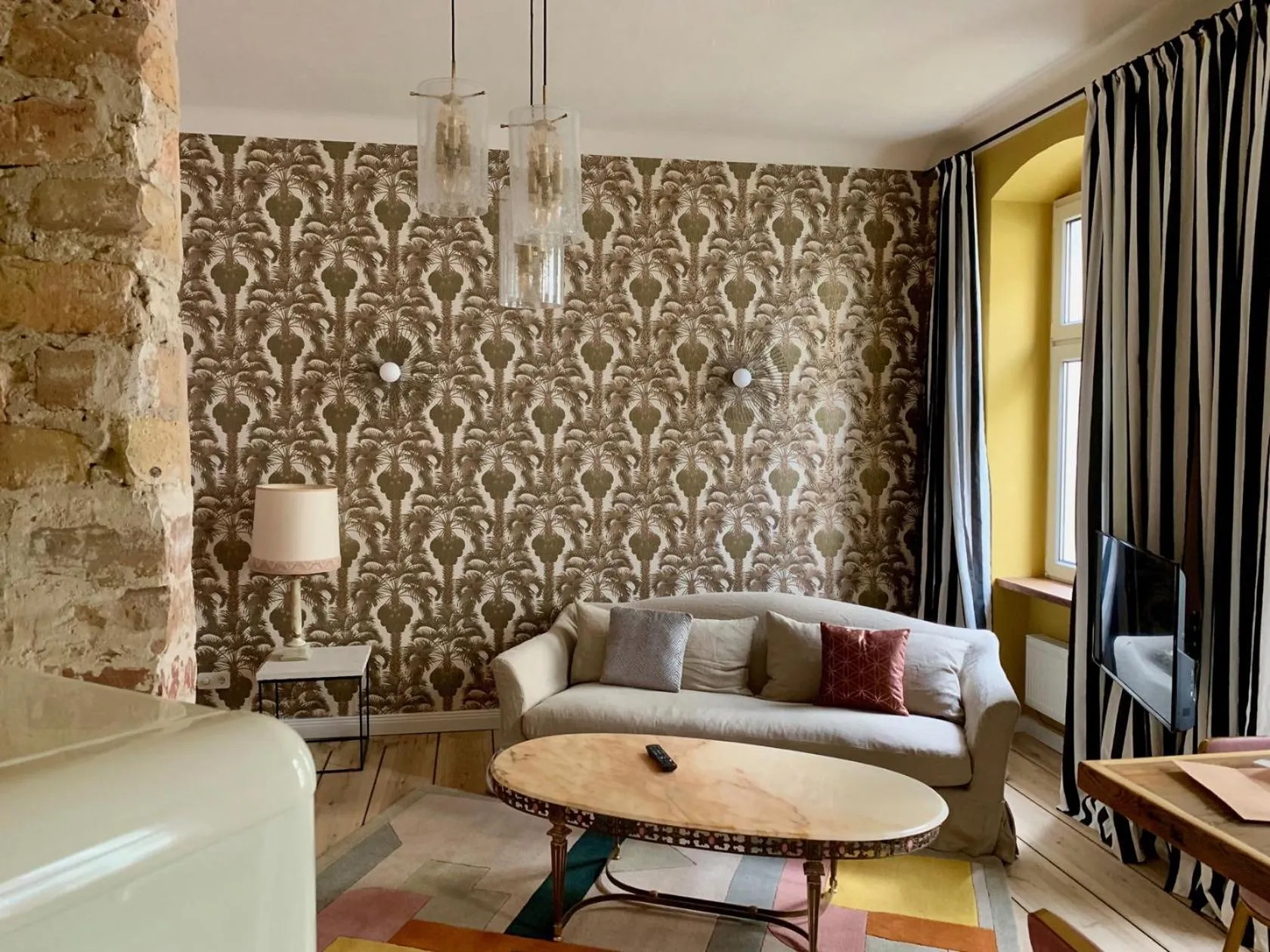 Living room in Brilliant Apartments