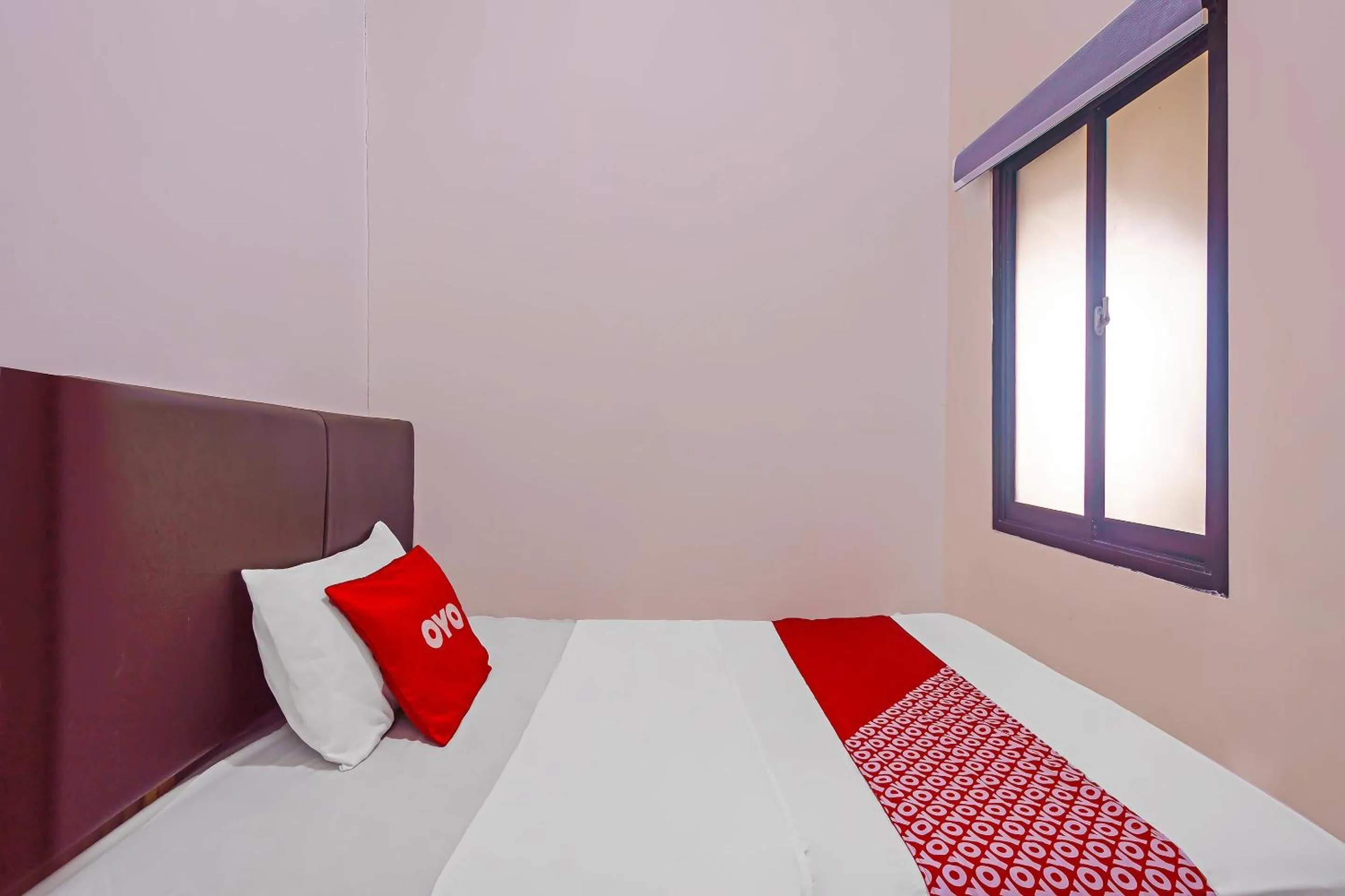 Bedroom in OYO 92664 Cemara Koja Residence Syariah