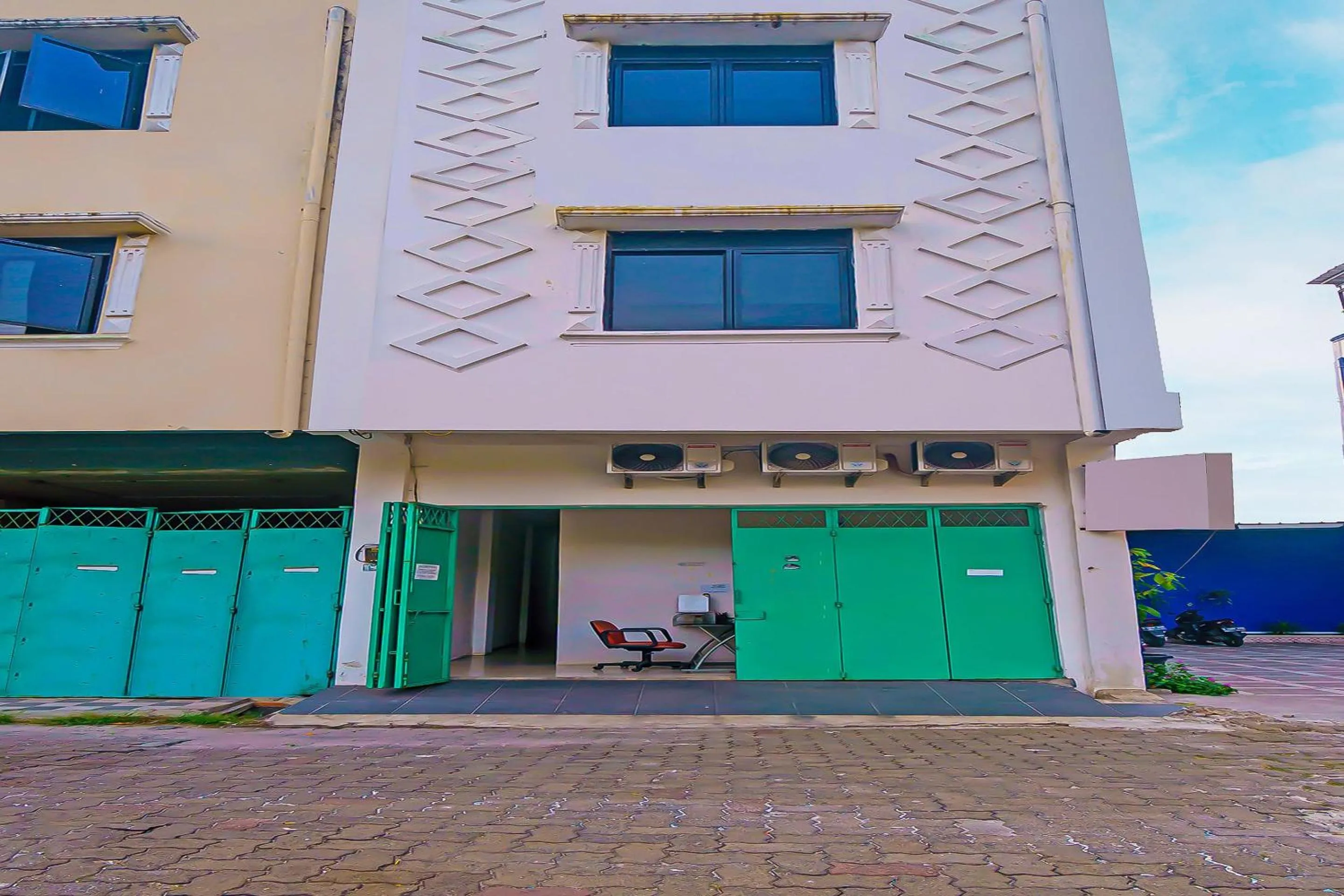 Facade/entrance, Property Building in OYO 92664 Cemara Koja Residence Syariah