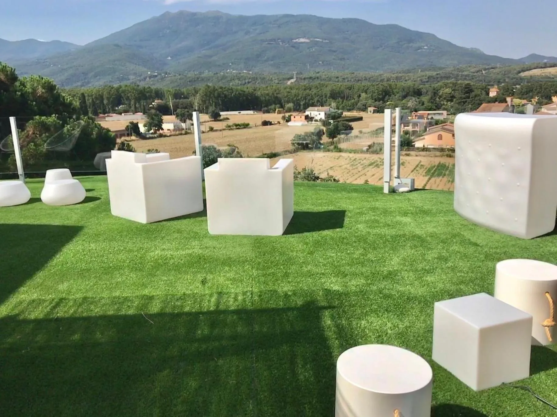 Property building in Les Suites