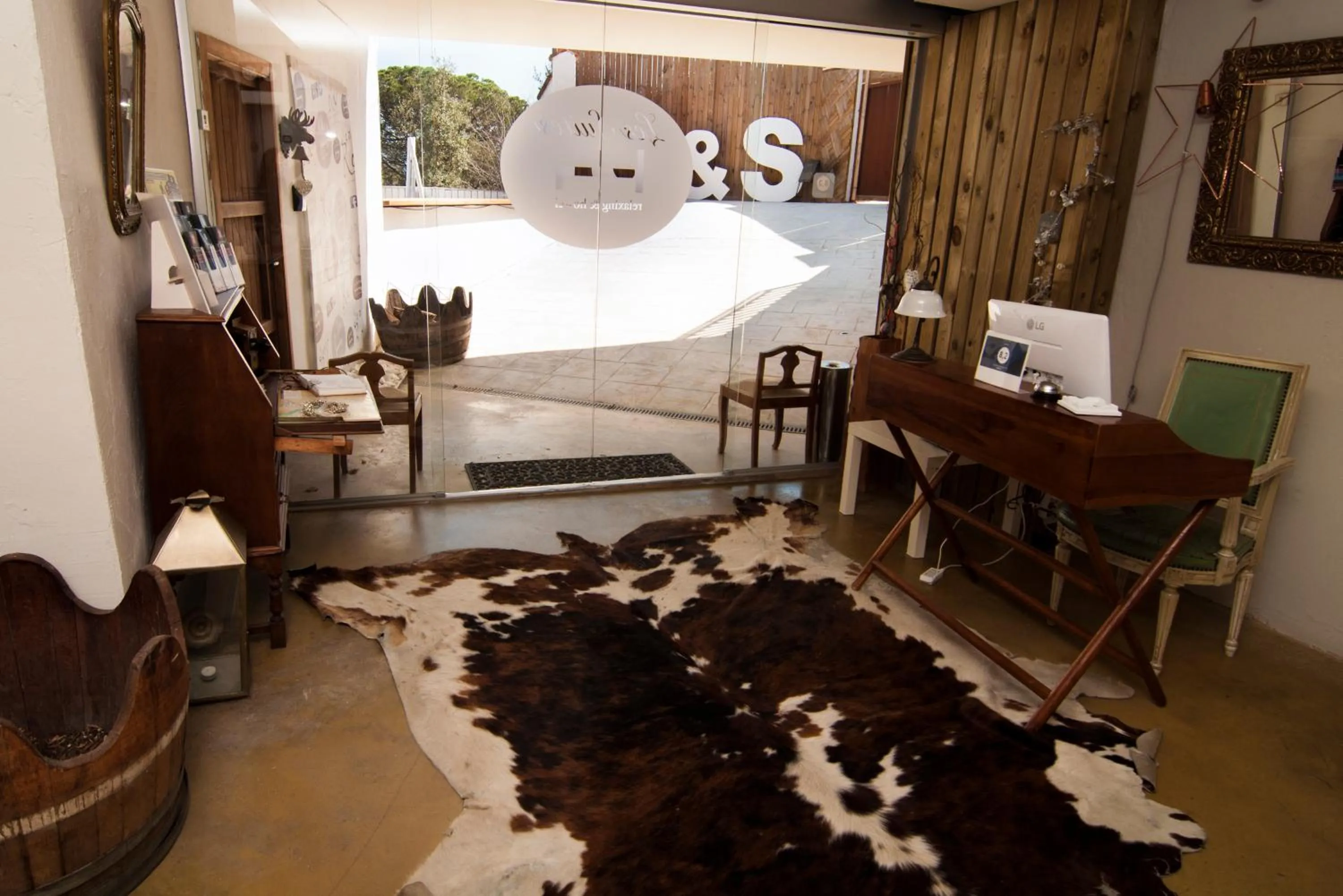 Lobby or reception in Les Suites