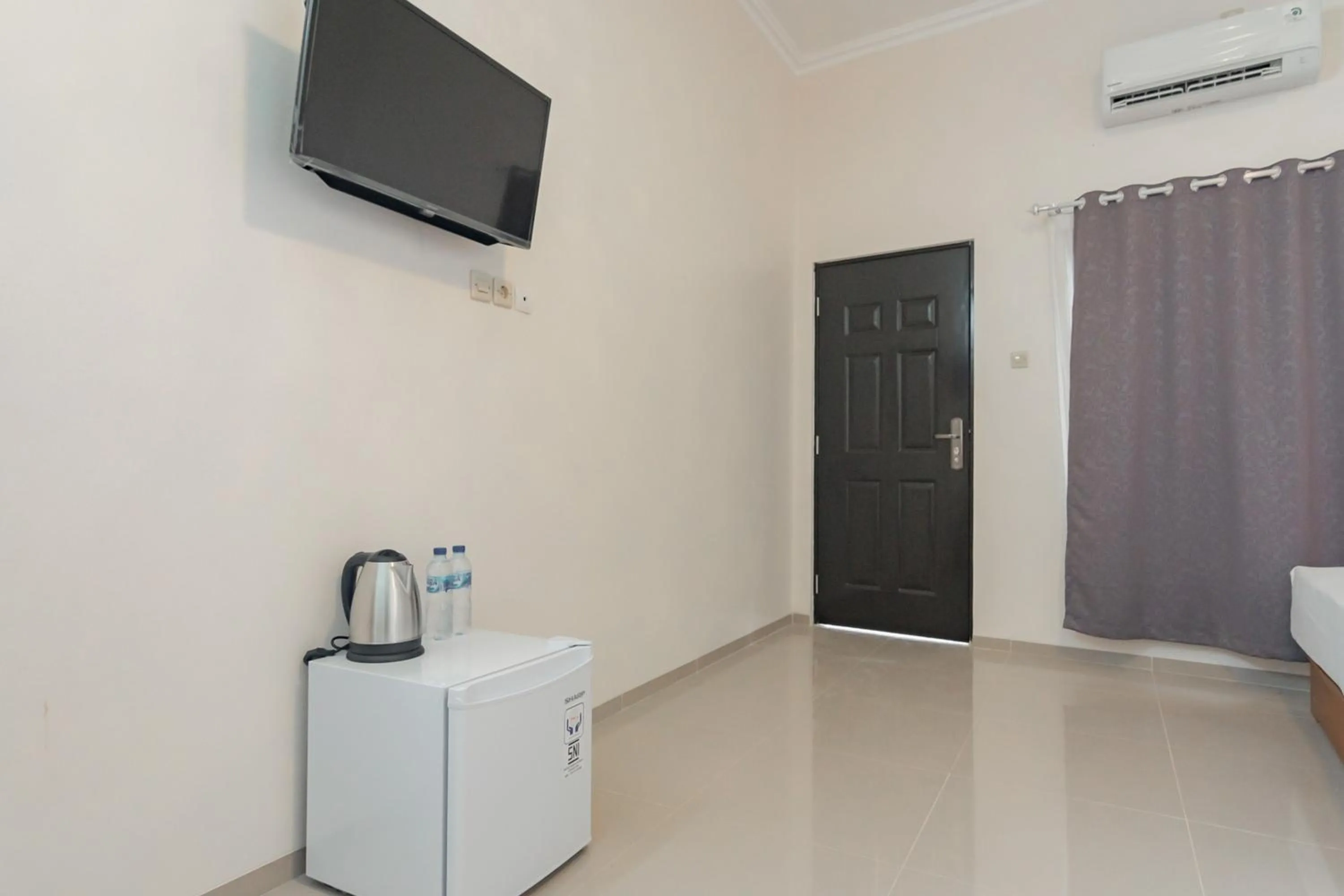 RedDoorz Syariah Plus @ Perintis Guesthouse Tasikmalaya