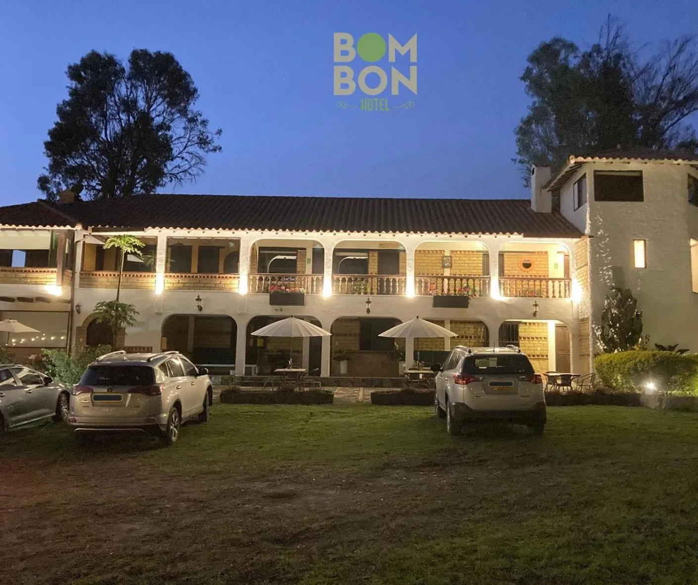 Property building in Bombon Hotel