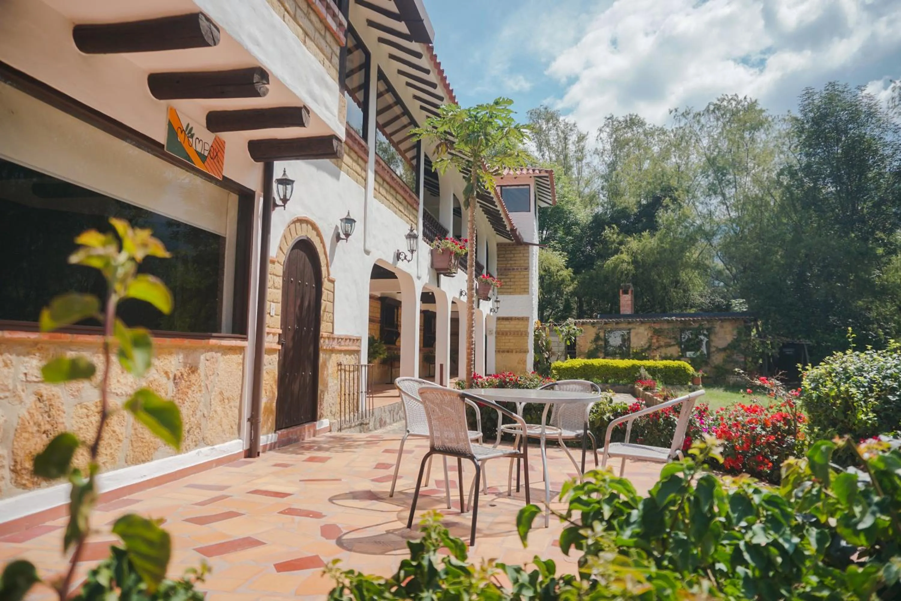 Facade/entrance in Bombon Hotel