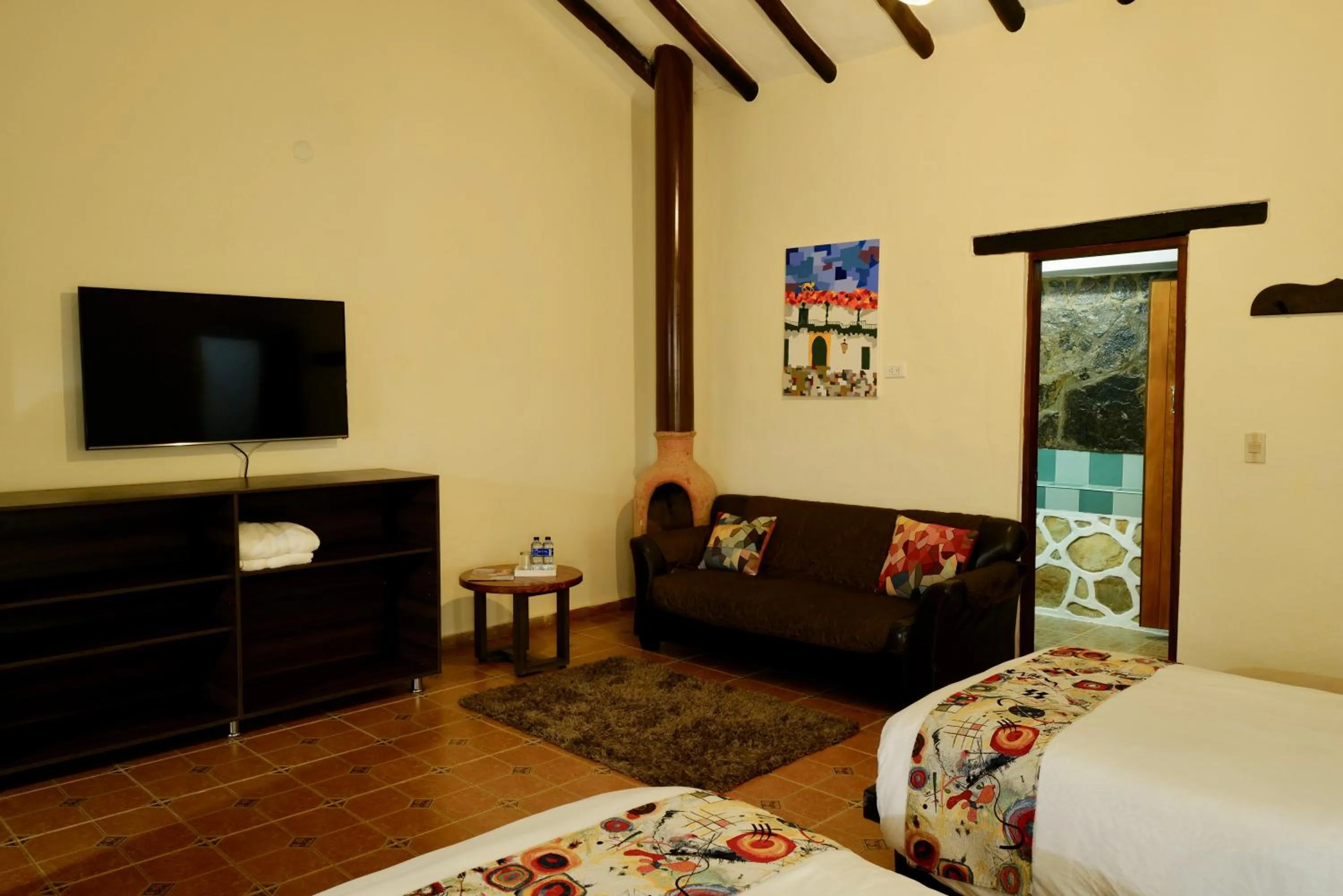 Staff, Bed in Bombon Hotel