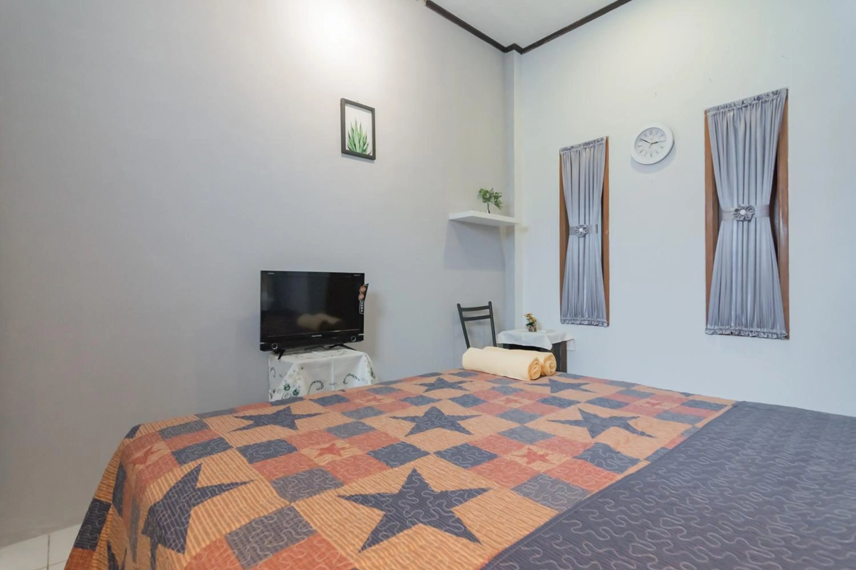 Bed in Lembur Kiwari Setra Duta Mitra RedDoorz