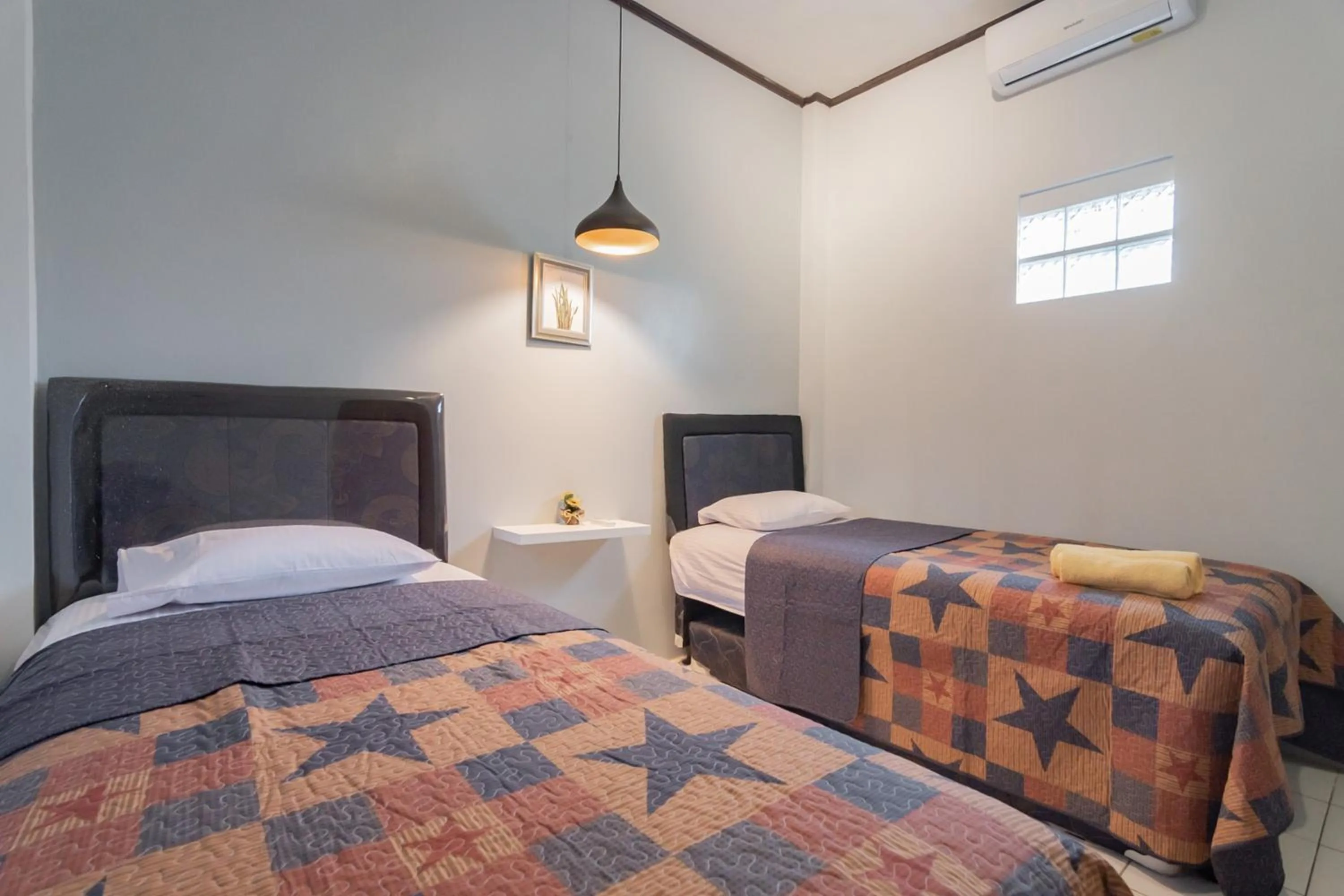 Bed in Lembur Kiwari Setra Duta Mitra RedDoorz