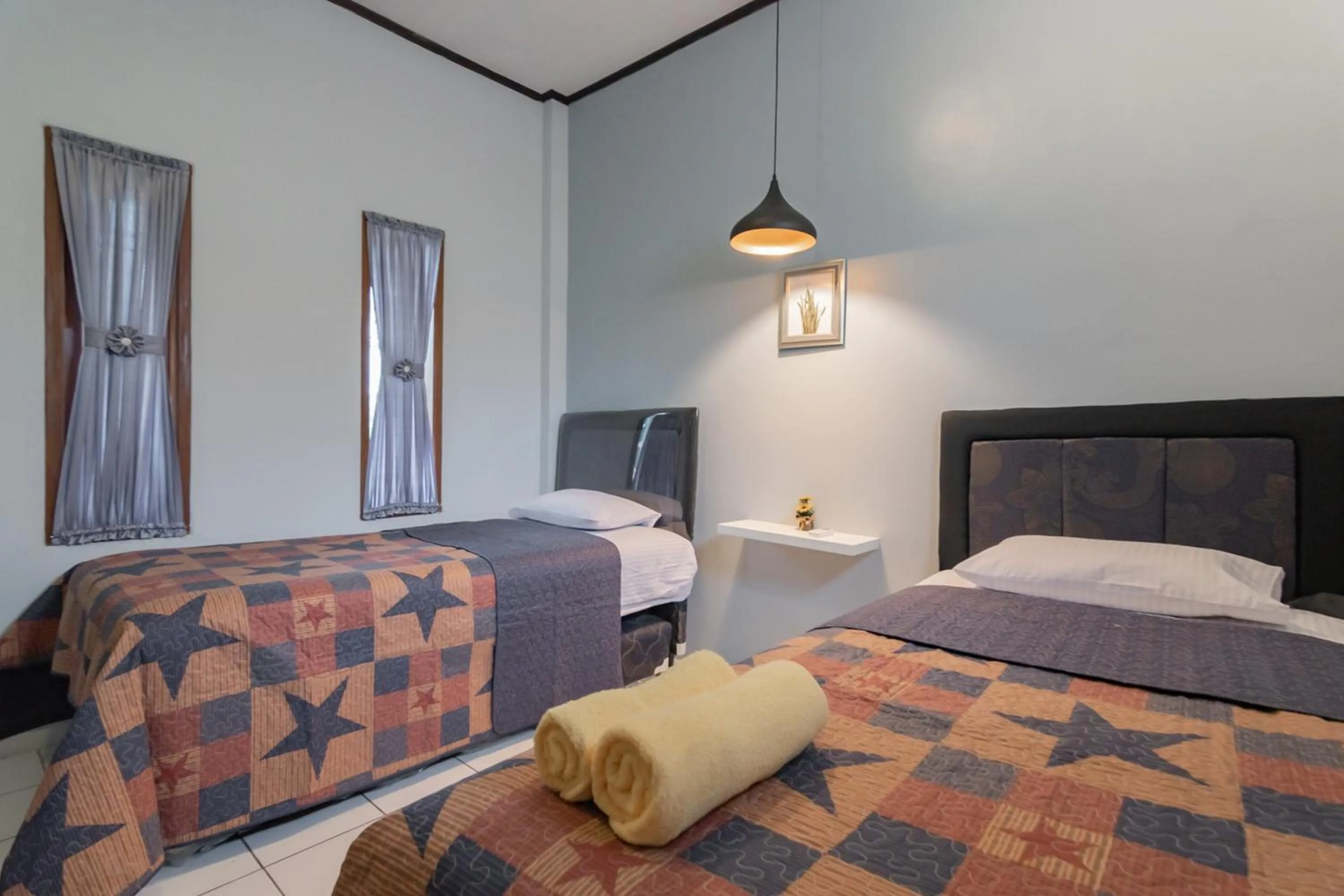 Bed in Lembur Kiwari Setra Duta Mitra RedDoorz