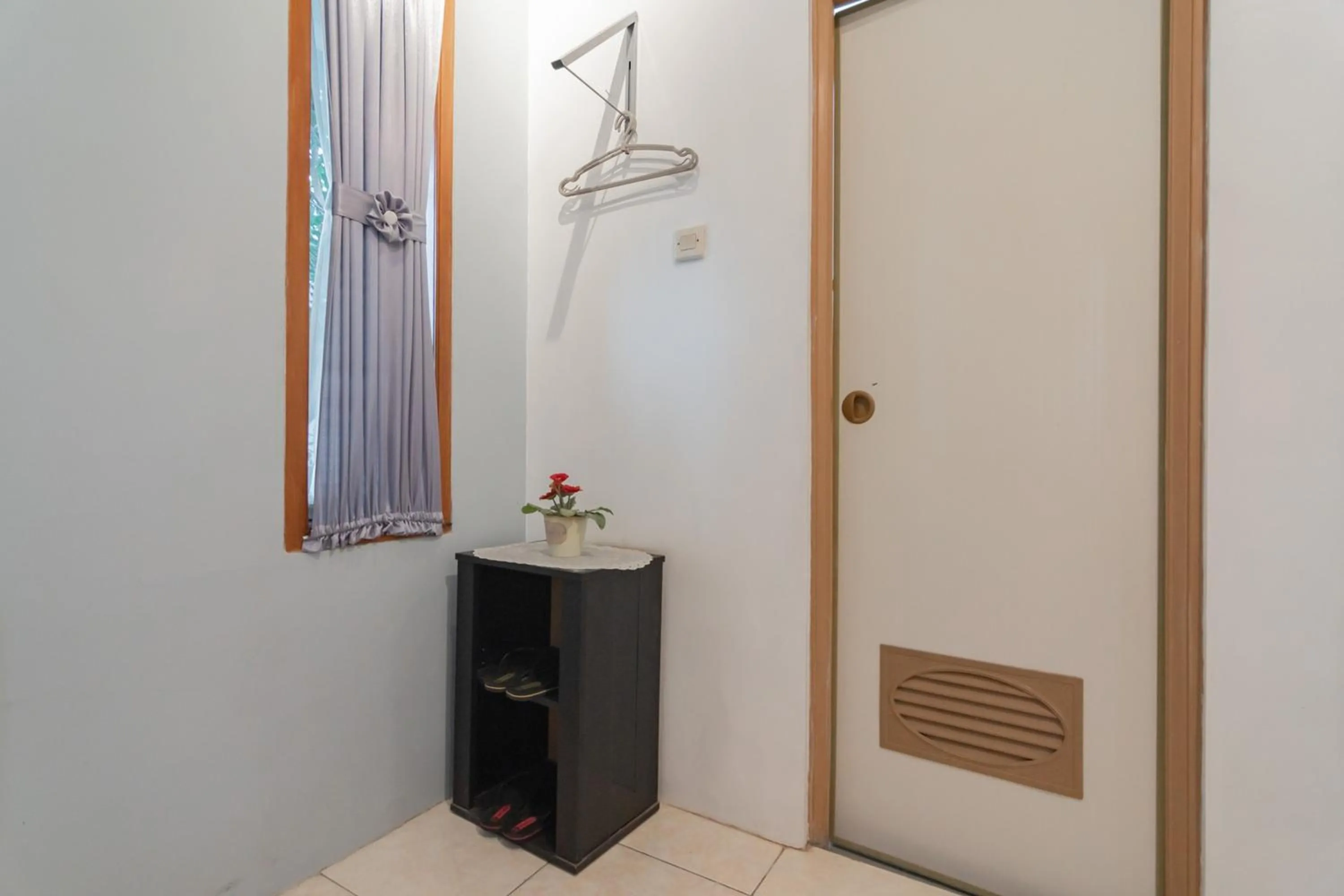 Lembur Kiwari Setra Duta Mitra RedDoorz