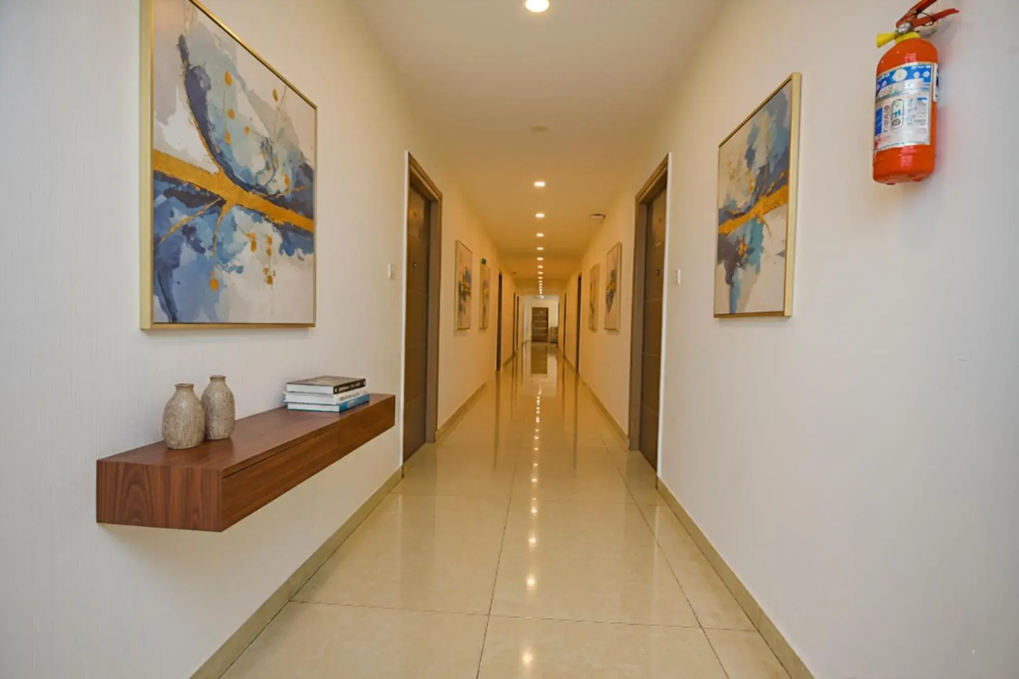 Lobby or reception in FabHotel Champion Gateway - Yelahanka Lobby or reception in FabHotel Champion Gateway - Yelahanka