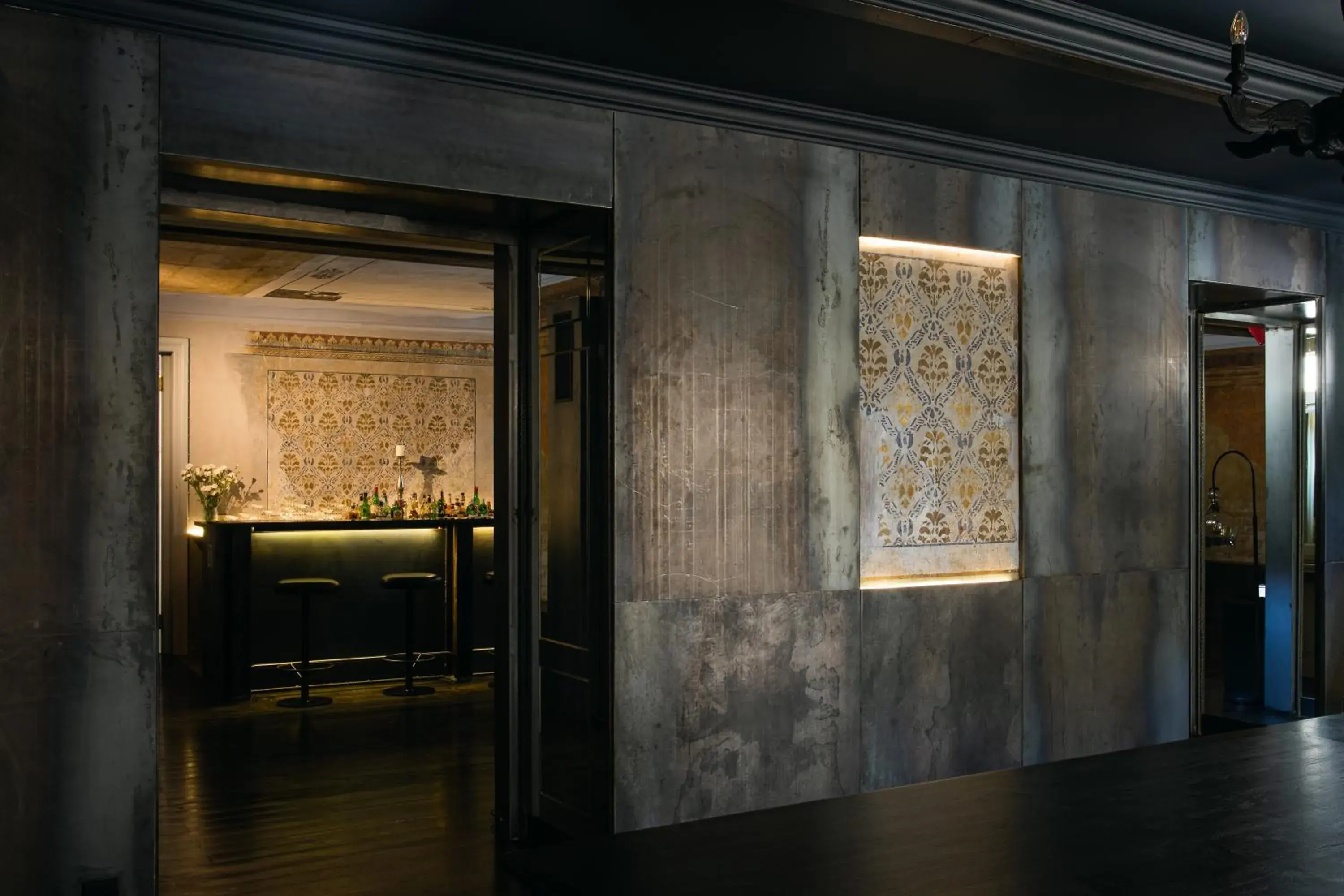 Property building in Unfound Door - Design Hotel Property building in Unfound Door - Design Hotel