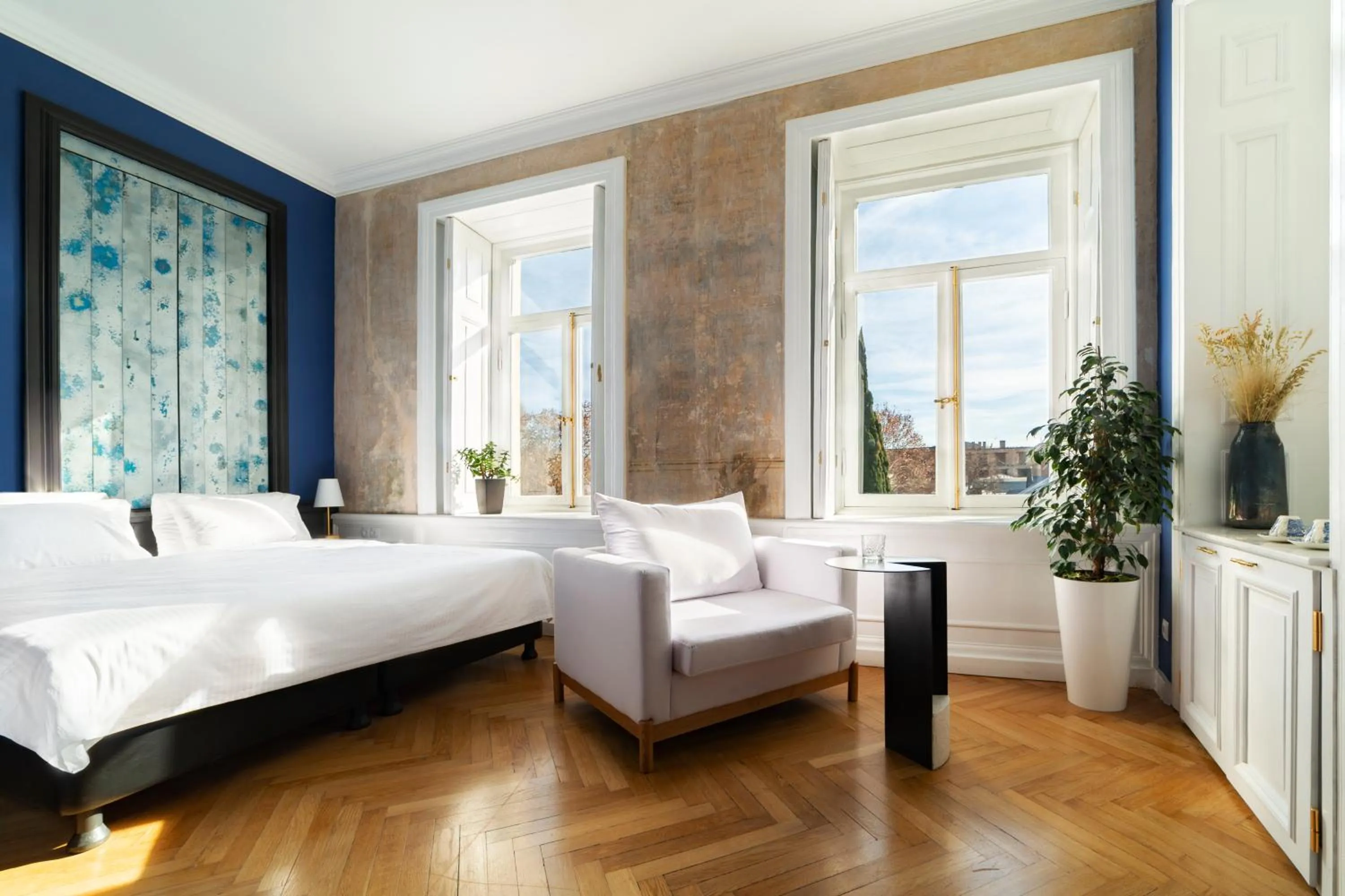 Bed in Unfound Door - Design Hotel