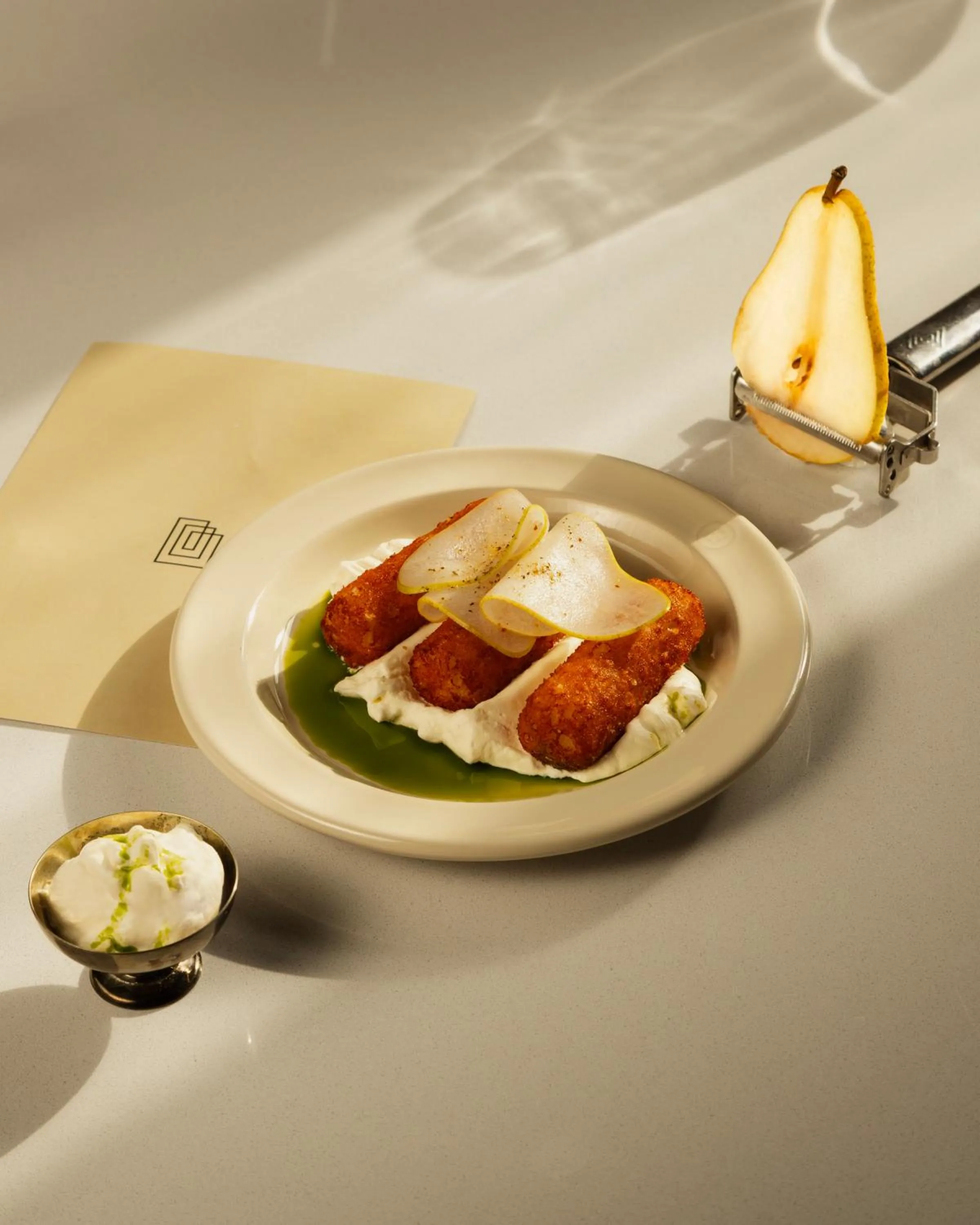 Restaurant/places to eat in Unfound Door - Design Hotel