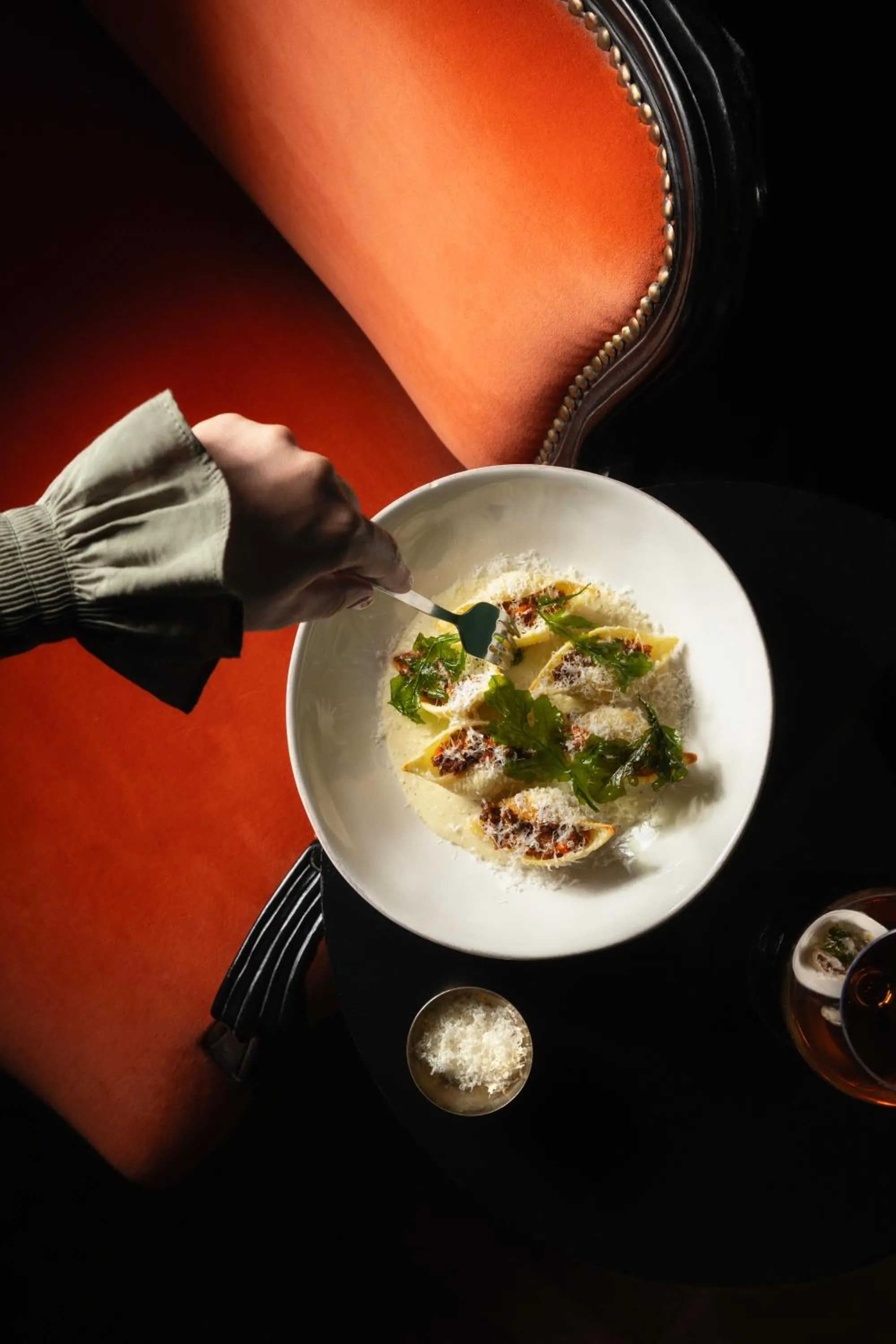 Restaurant/places to eat in Unfound Door - Design Hotel