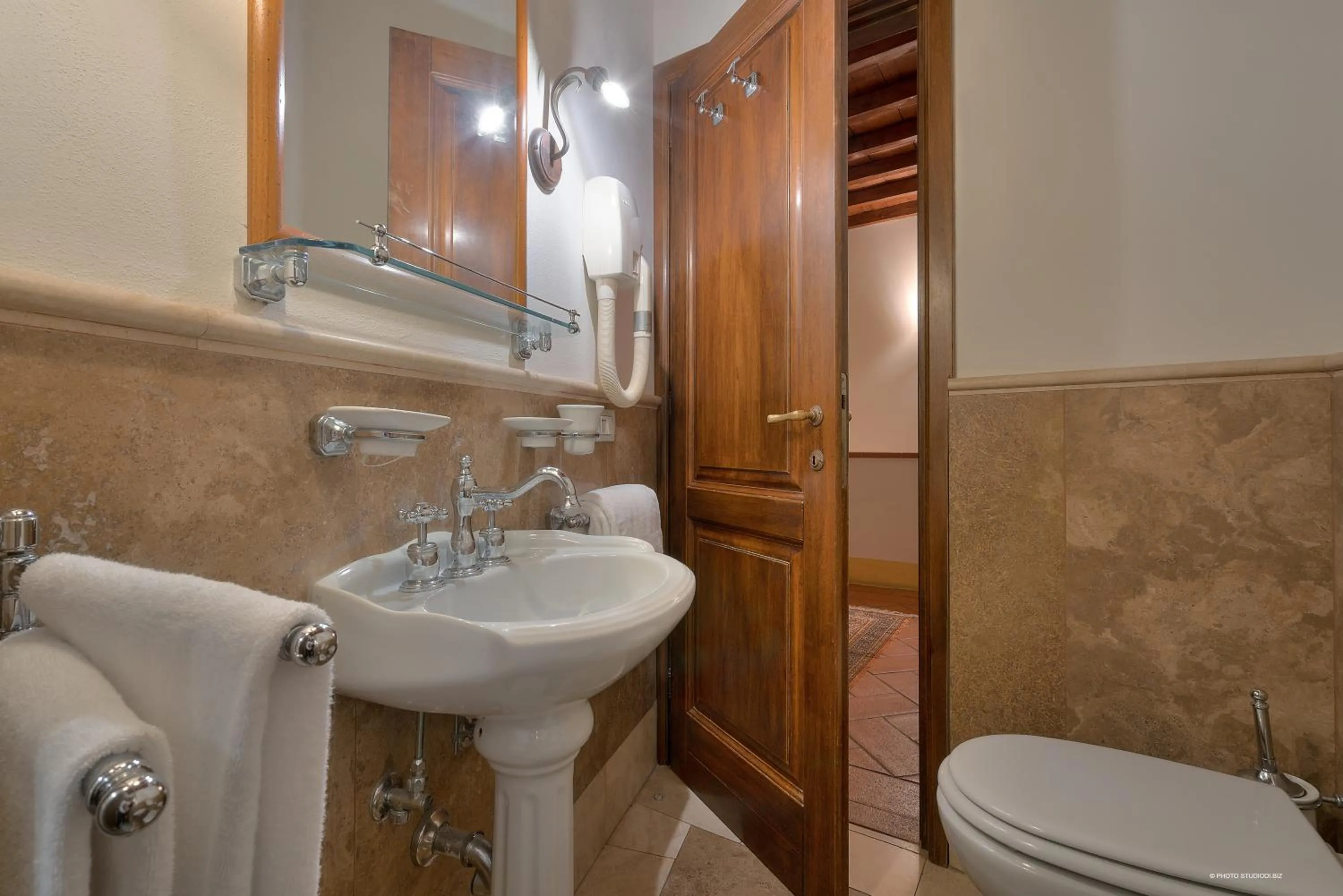 Bathroom in First of Florence