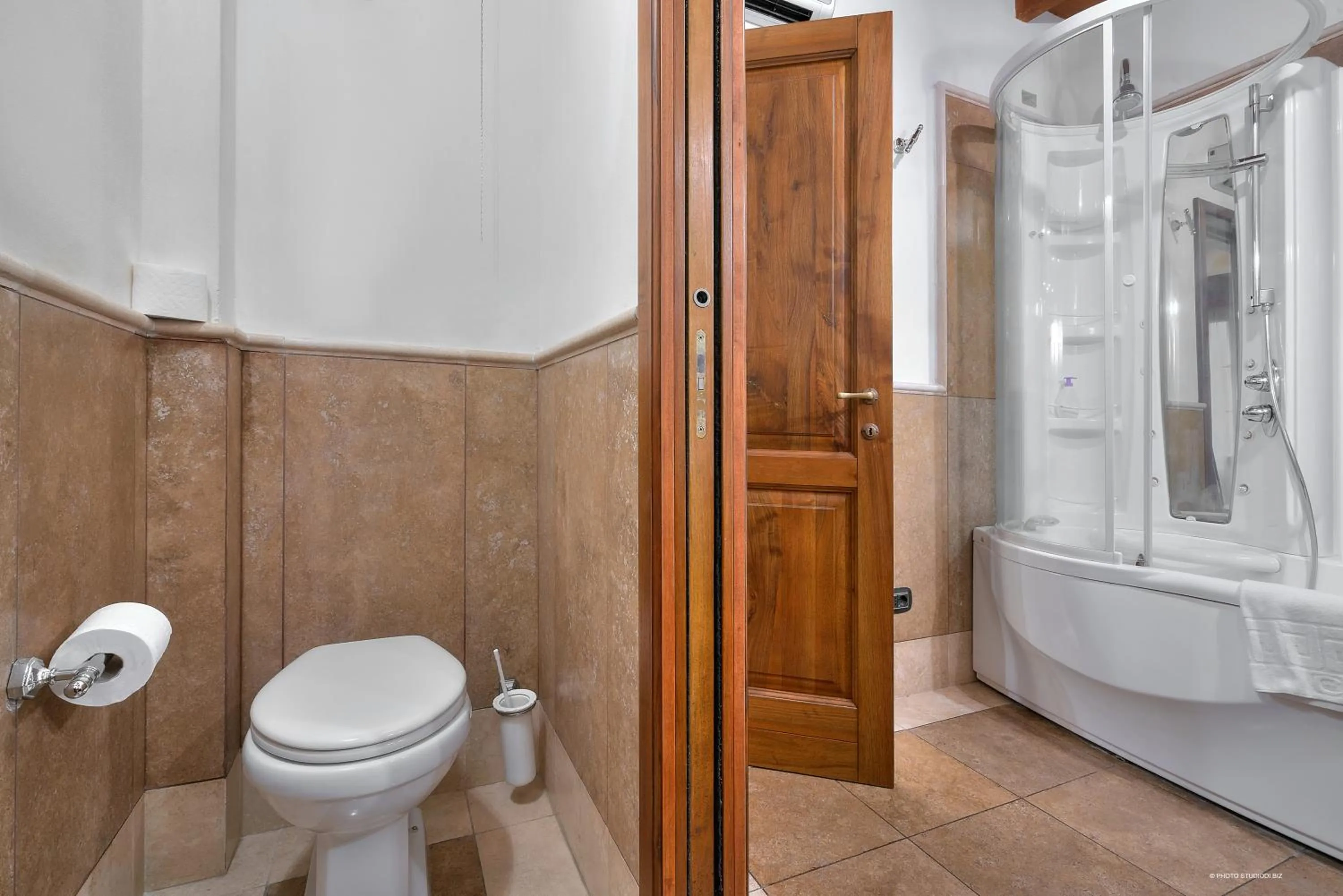 Bathroom in First of Florence