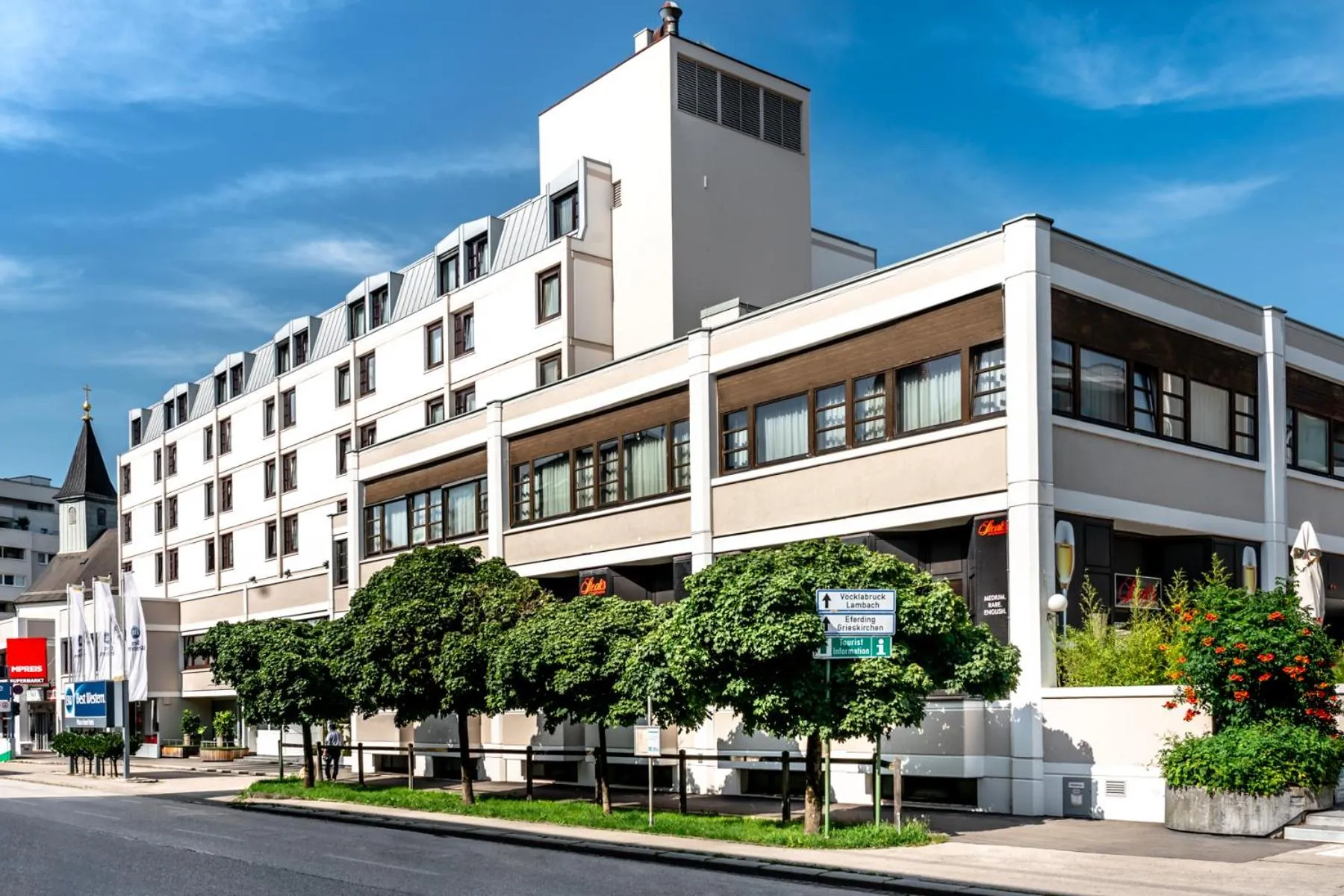 Property building in Best Western Plaza Hotel Wels