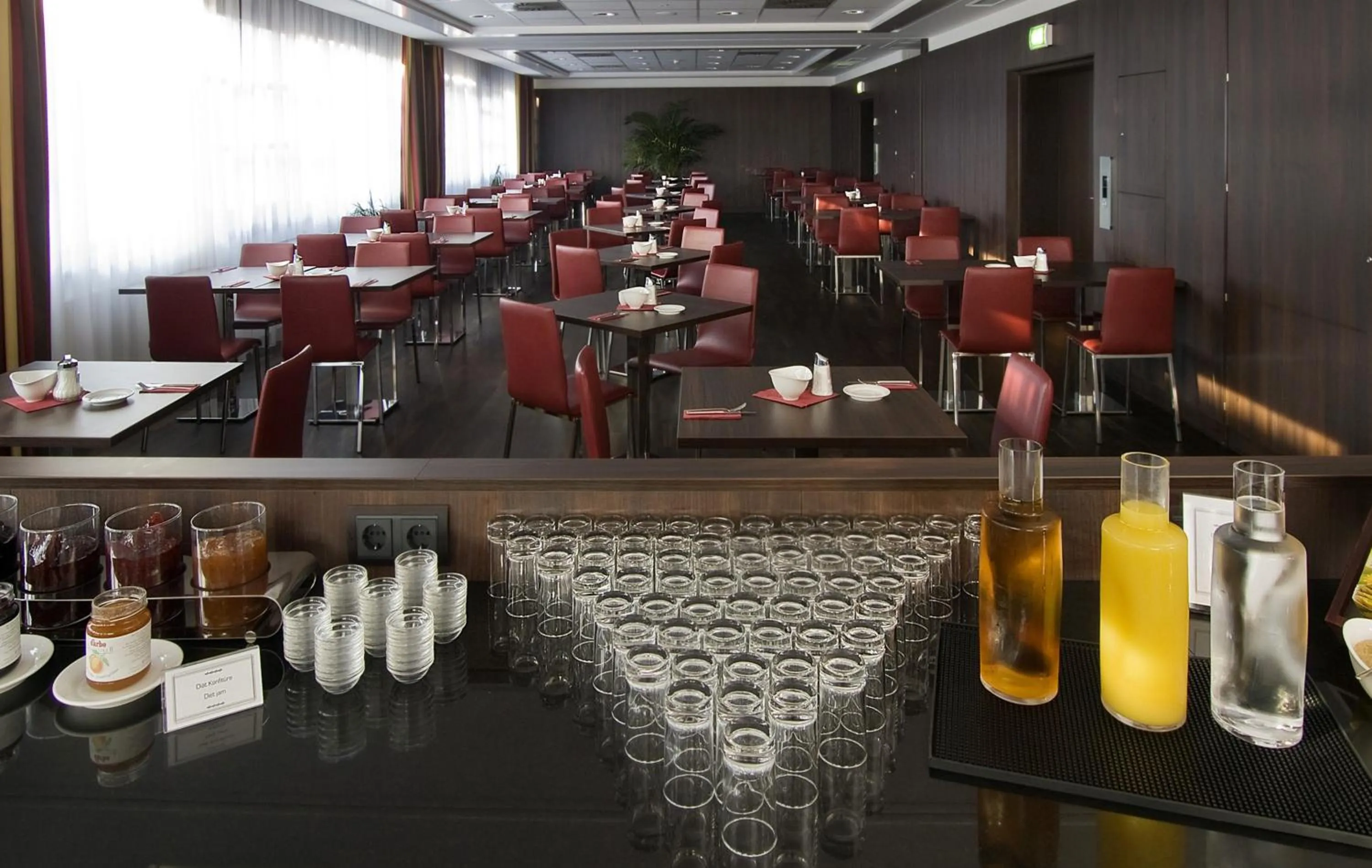 Lounge or bar in Best Western Plaza Hotel Wels