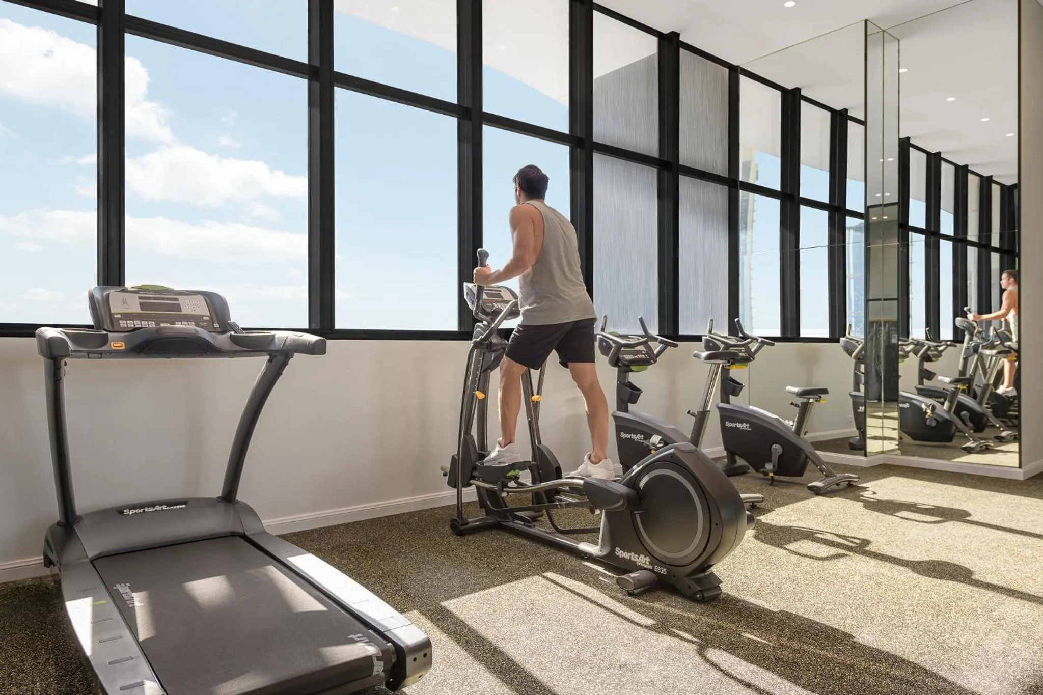 Fitness centre/facilities in Meriton Suites Surfers Paradise